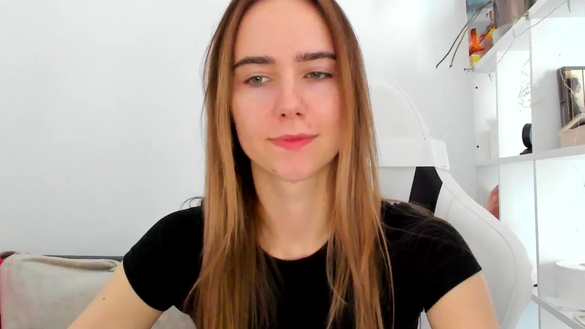Gallery image thumbnail from OhAlisa's myfreecams stream on, 11/04/2025, 11:55 image 2 of 20