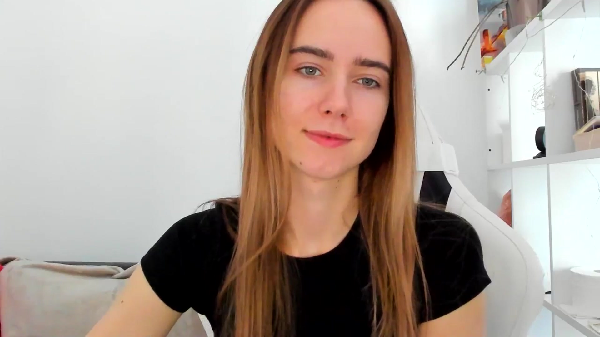Gallery image thumbnail from OhAlisa's myfreecams stream on, 11/04/2025, 11:55 image 3 of 20
