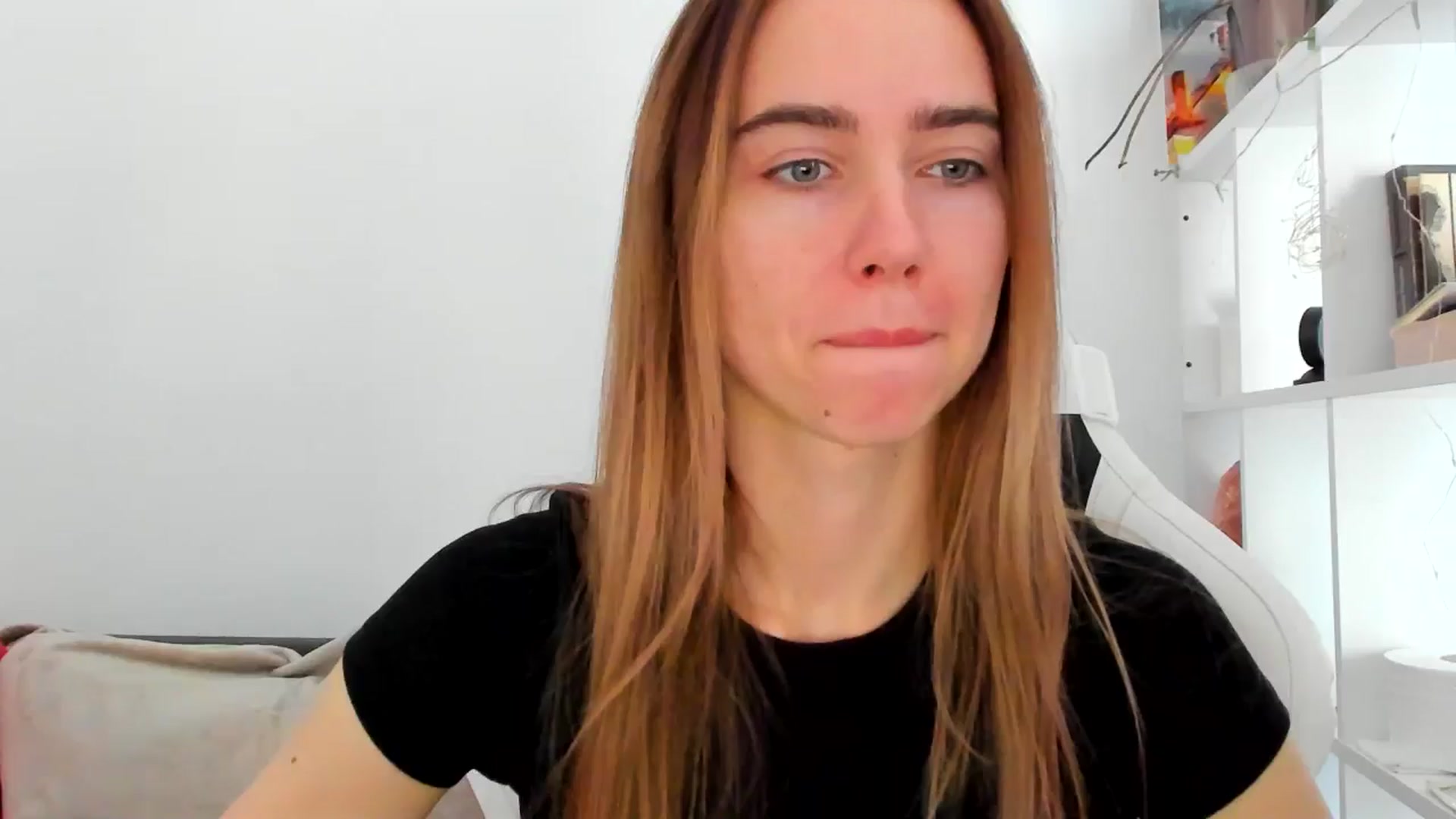 Gallery image thumbnail from OhAlisa's myfreecams stream on, 11/04/2025, 11:55 image 1 of 20