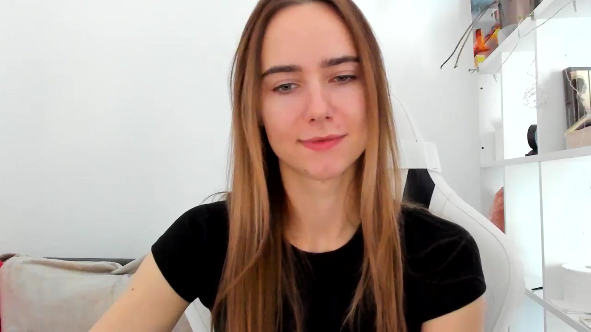 Gallery image thumbnail from OhAlisa's myfreecams stream on, 11/04/2025, 11:55 image 5 of 20