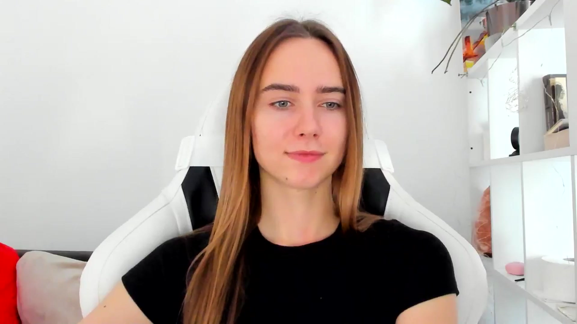 Gallery image thumbnail from OhAlisa's myfreecams stream on, 11/04/2025, 13:31 image 19 of 20