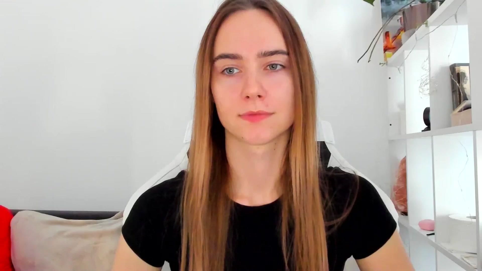 Gallery image thumbnail from OhAlisa's myfreecams stream on, 11/04/2025, 13:31 image 3 of 20