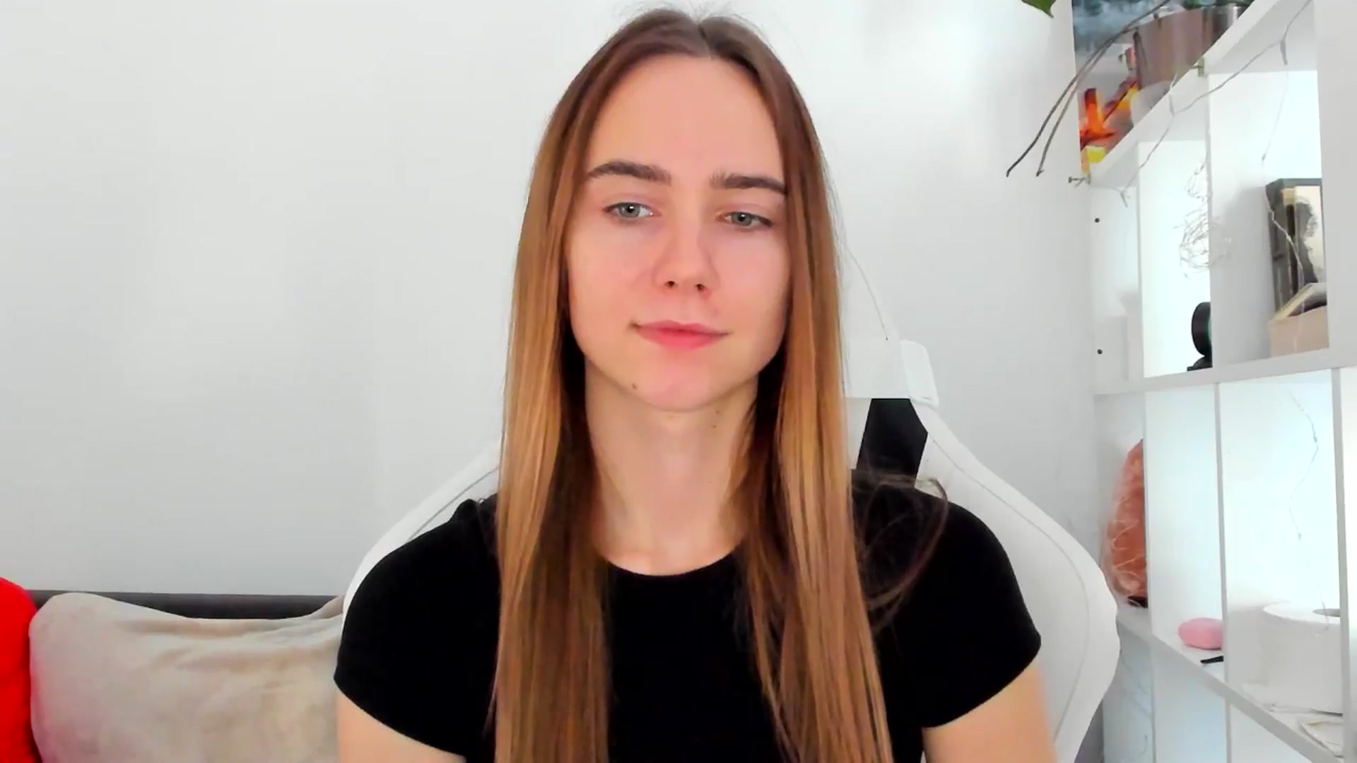 Gallery image thumbnail from OhAlisa's myfreecams stream on, 11/04/2025, 13:31 image 2 of 20