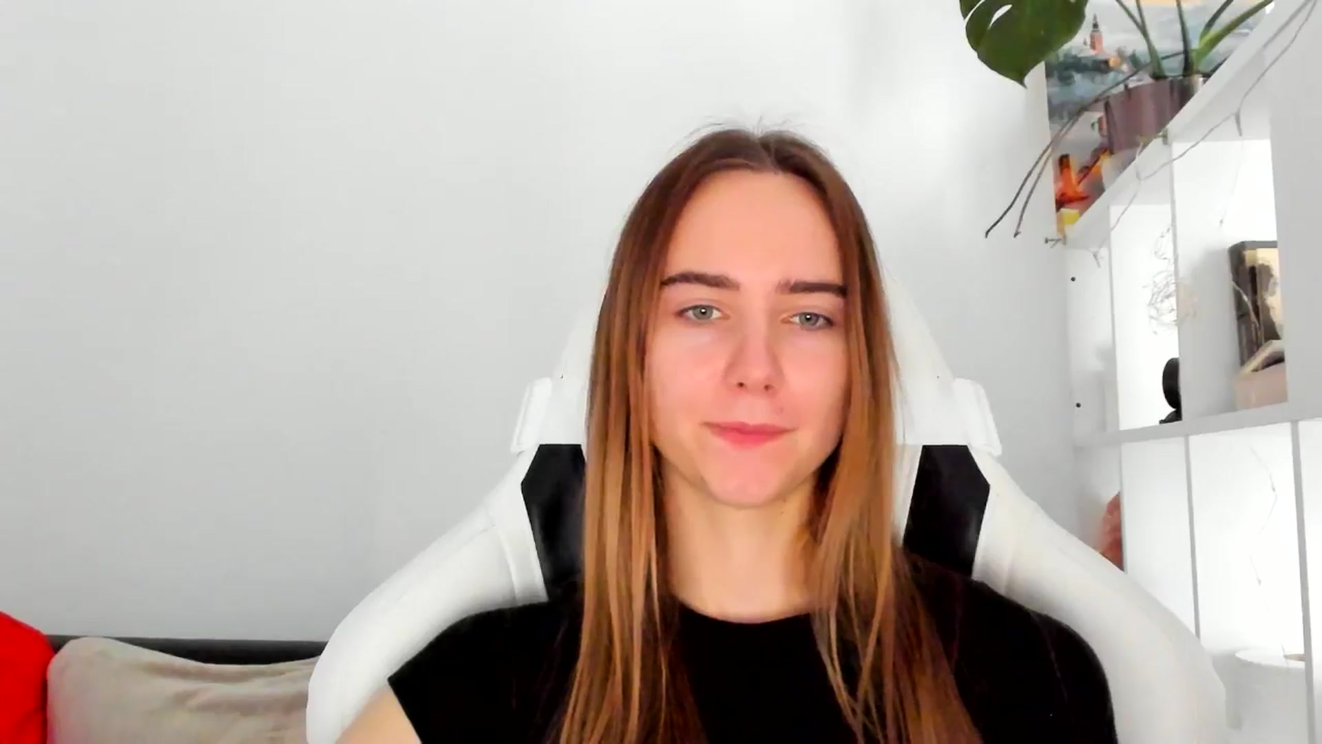Gallery image thumbnail from OhAlisa's myfreecams stream on, 11/04/2025, 14:55 image 15 of 20