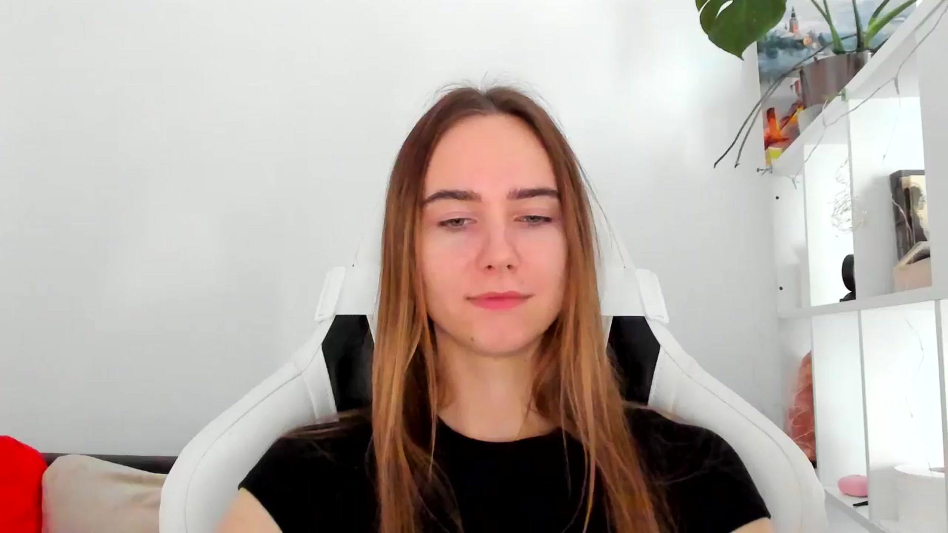Gallery image thumbnail from OhAlisa's myfreecams stream on, 11/04/2025, 14:55 image 2 of 20