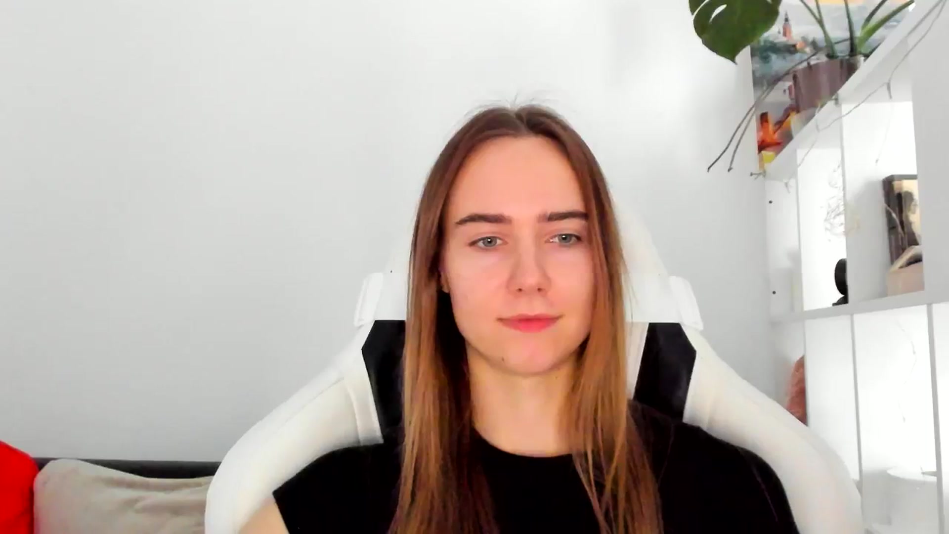 Gallery image thumbnail from OhAlisa's myfreecams stream on, 11/04/2025, 14:55 image 16 of 20