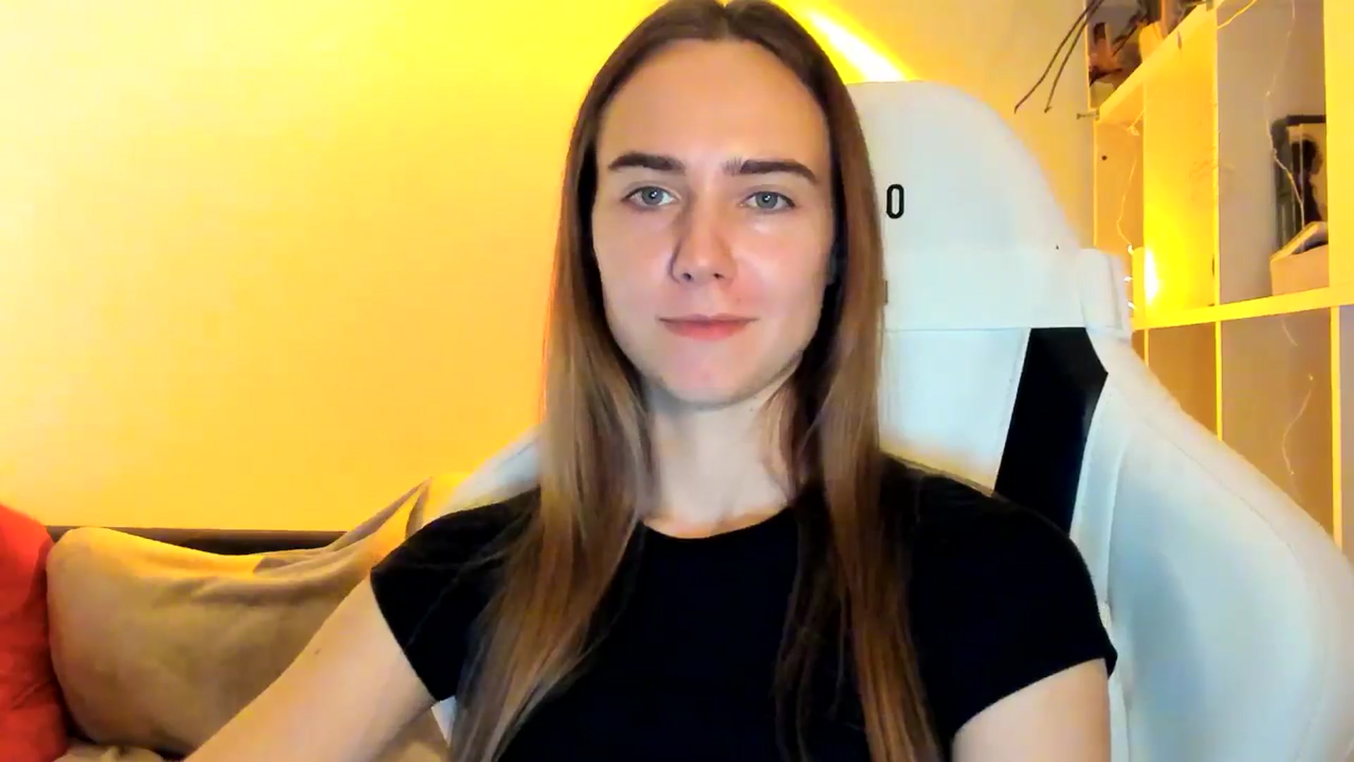 Gallery image thumbnail from OhAlisa's myfreecams stream on, 11/04/2025, 16:59 image 8 of 20