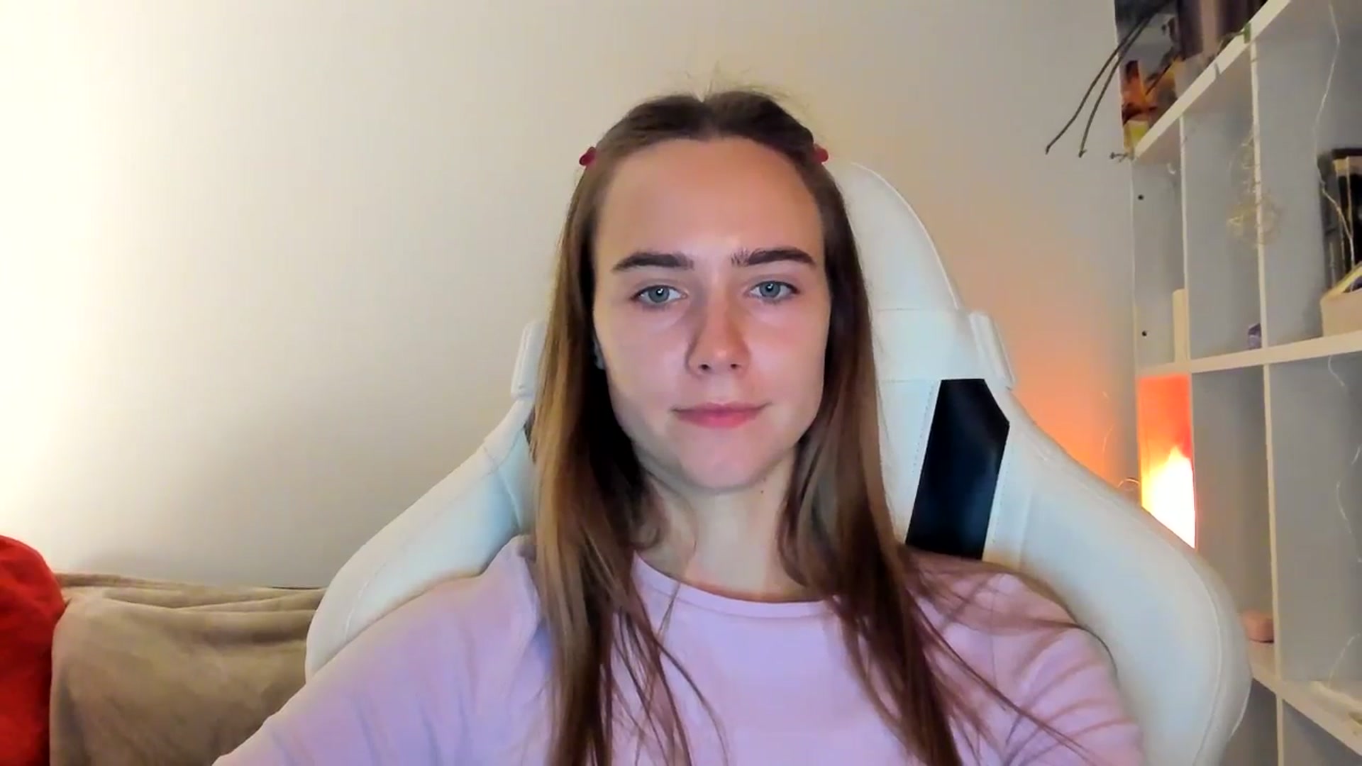 Gallery image thumbnail from OhAlisa's myfreecams stream on, 11/06/2025, 18:50 image 9 of 20