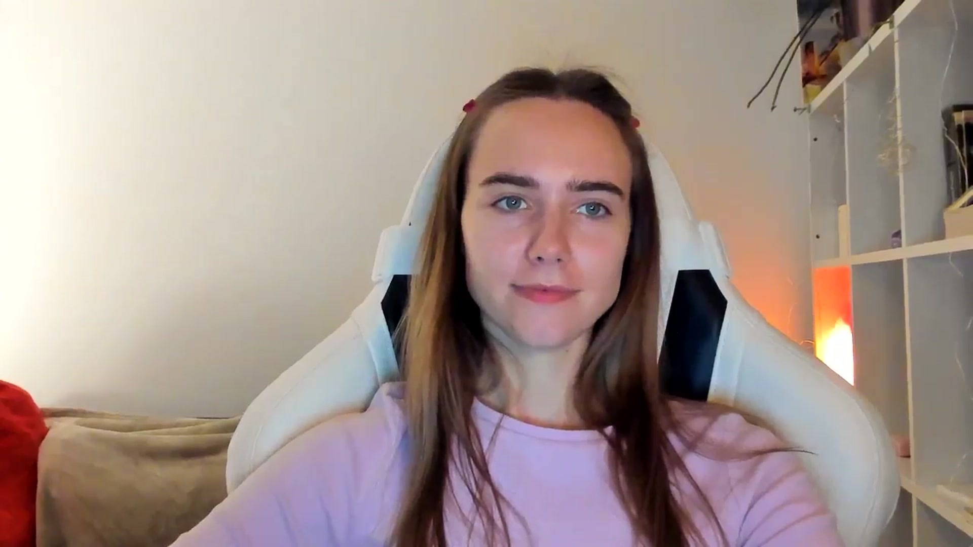 Gallery image thumbnail from OhAlisa's myfreecams stream on, 11/06/2025, 18:50 image 11 of 20