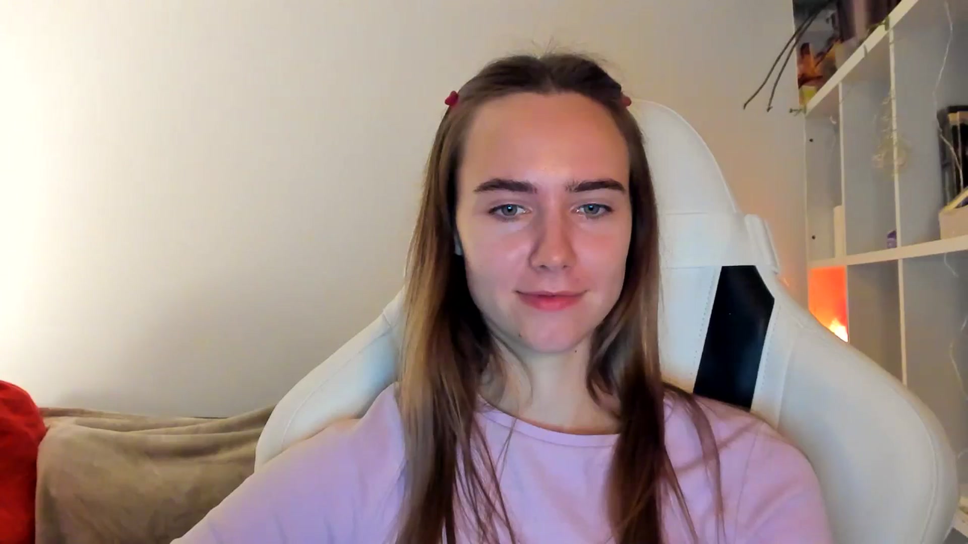 Gallery image thumbnail from OhAlisa's myfreecams stream on, 11/06/2025, 18:50 image 18 of 20