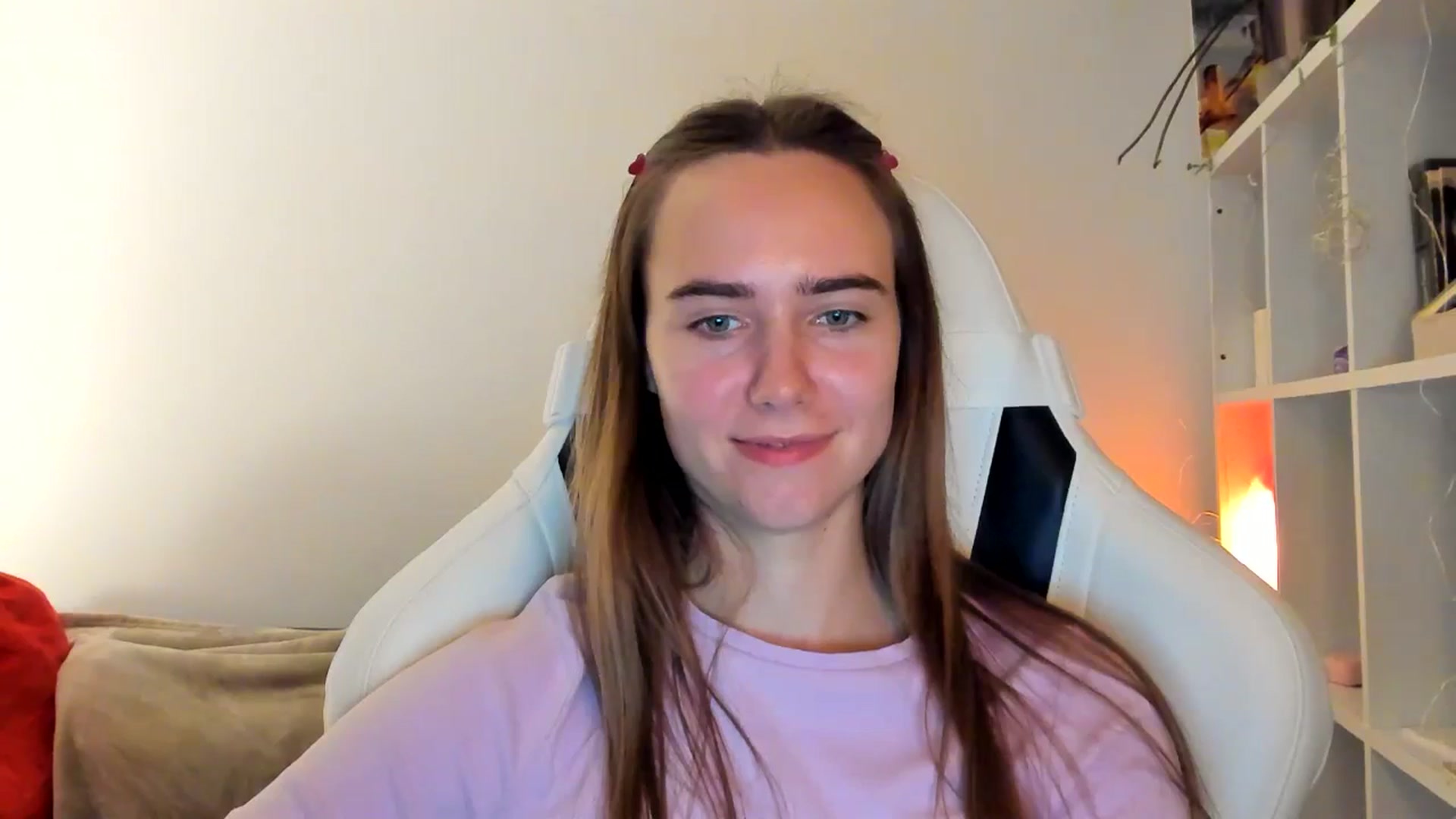 Gallery image thumbnail from OhAlisa's myfreecams stream on, 11/06/2025, 18:50 image 7 of 20