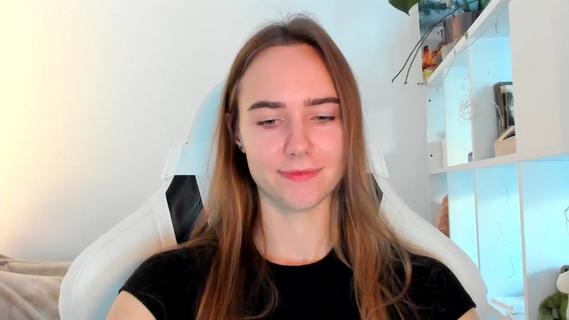 Gallery image thumbnail from OhAlisa's myfreecams stream on, 11/07/2025, 14:41 image 12 of 20