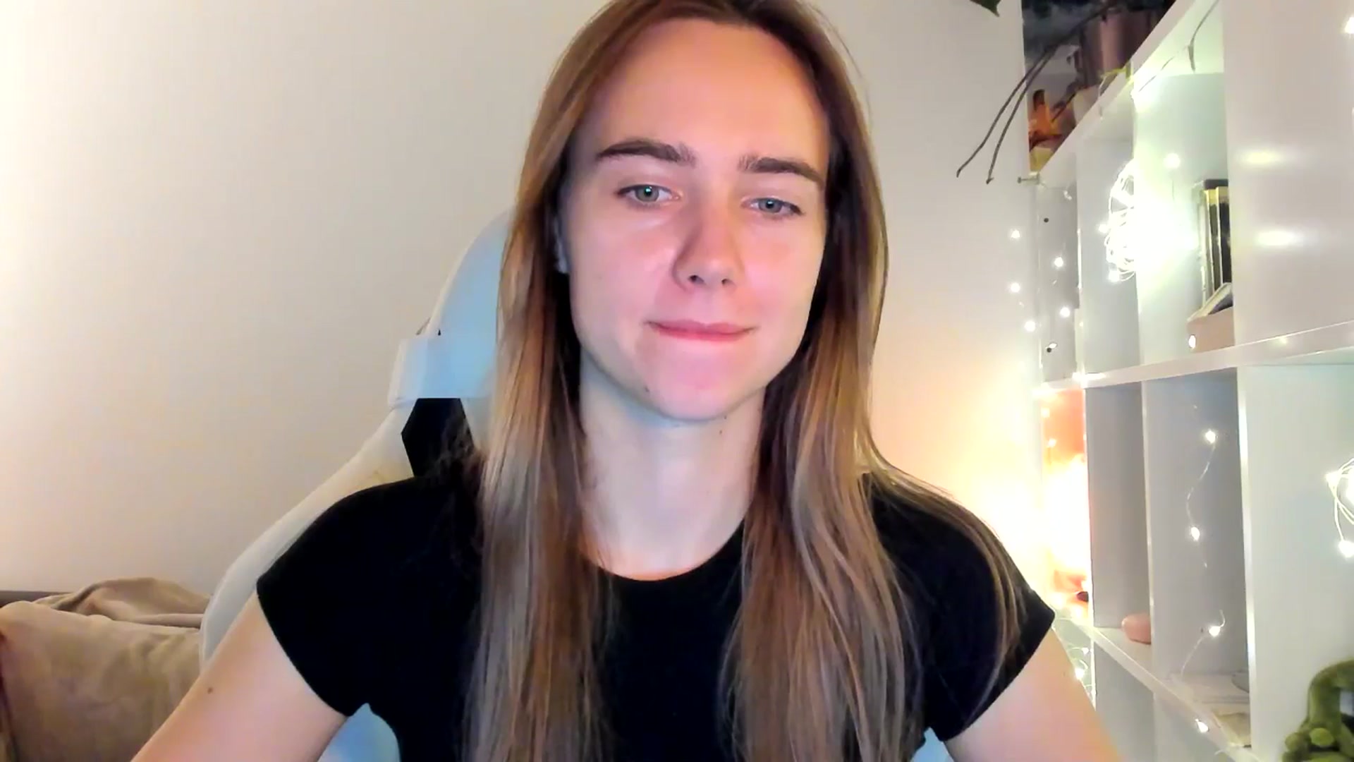 Gallery image thumbnail from OhAlisa's myfreecams stream on, 11/08/2025, 22:24 image 8 of 20