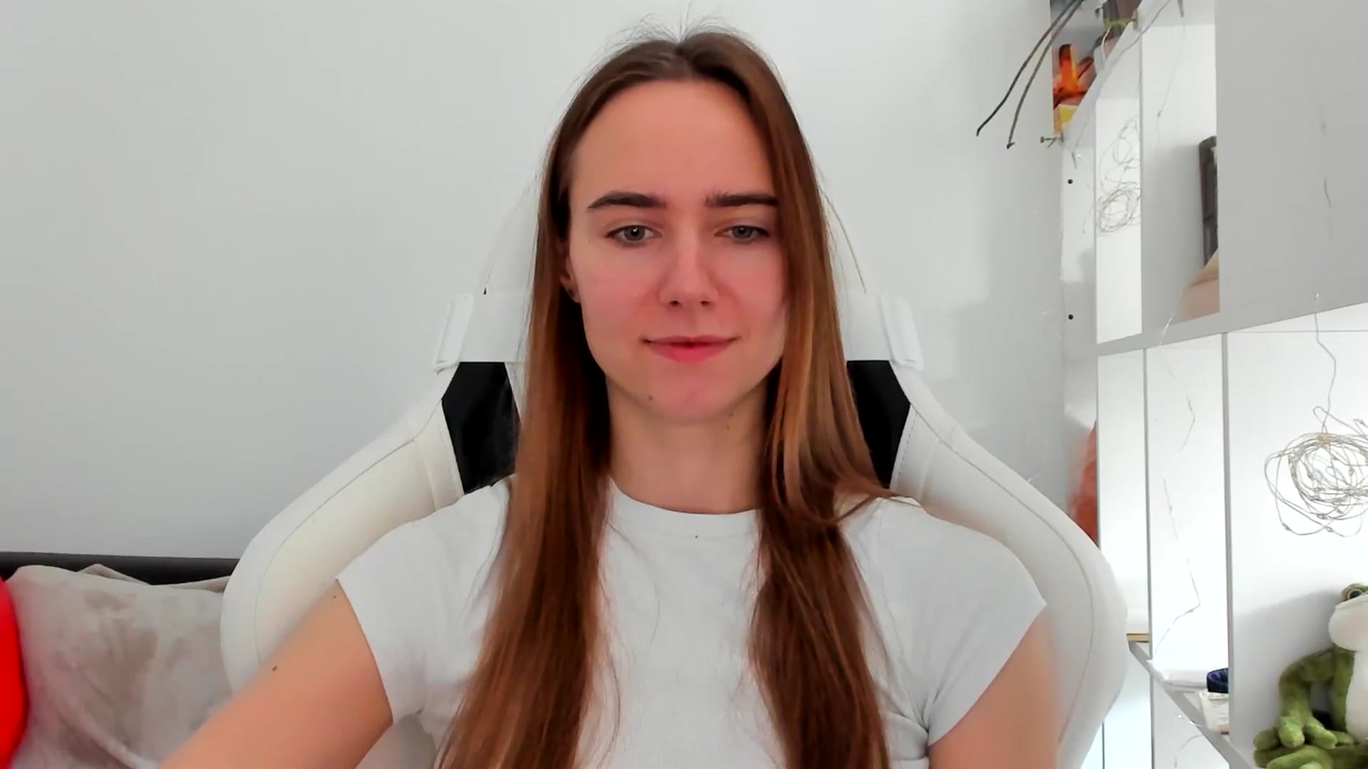 Gallery image thumbnail from OhAlisa's myfreecams stream on, 11/12/2025, 10:35 image 4 of 20