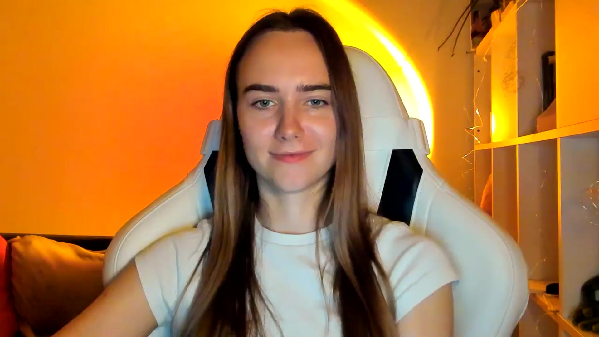 Gallery image thumbnail from OhAlisa's myfreecams stream on, 11/12/2025, 18:22 image 12 of 20