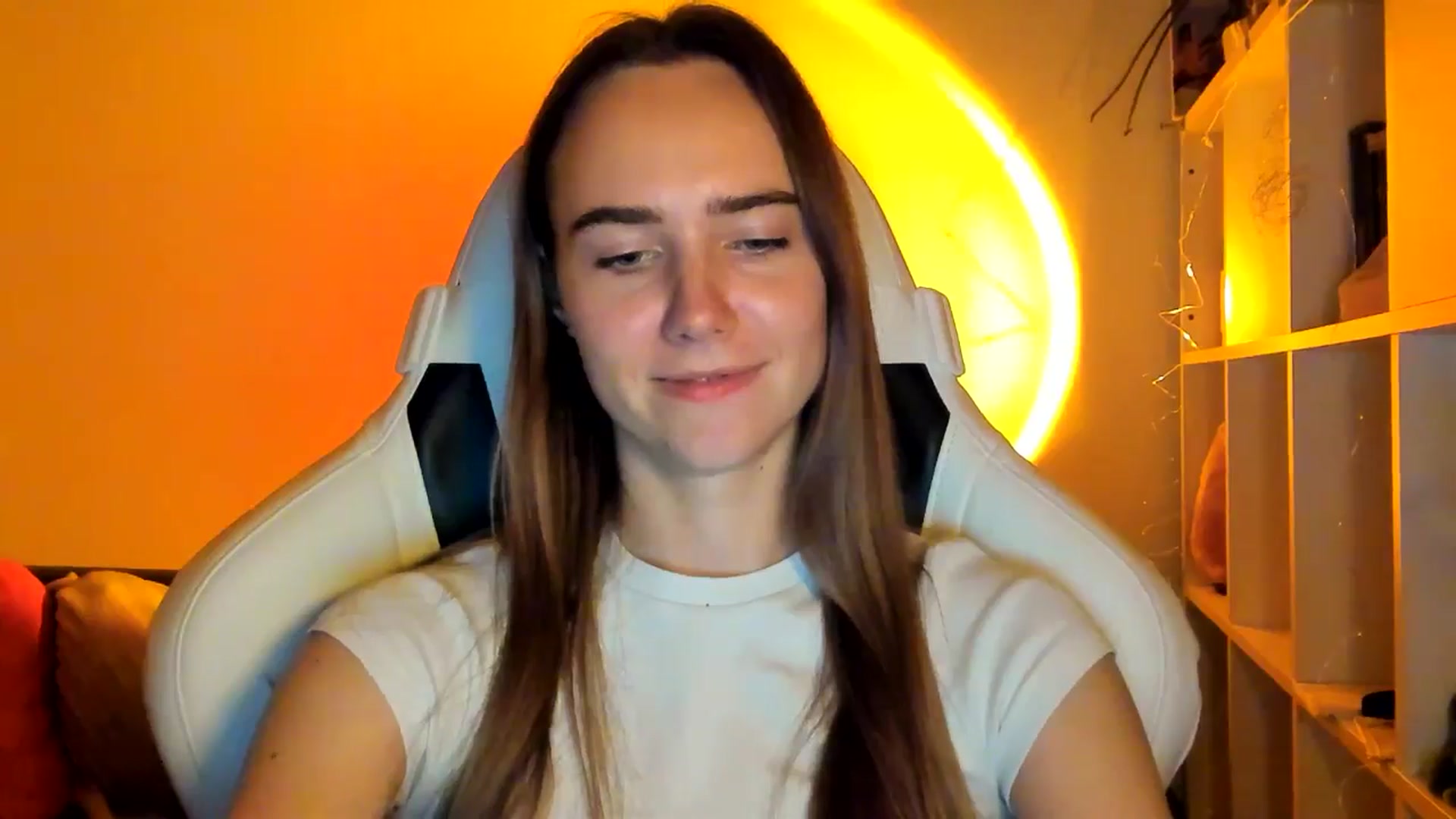 Gallery image thumbnail from OhAlisa's myfreecams stream on, 11/12/2025, 18:22 image 2 of 20