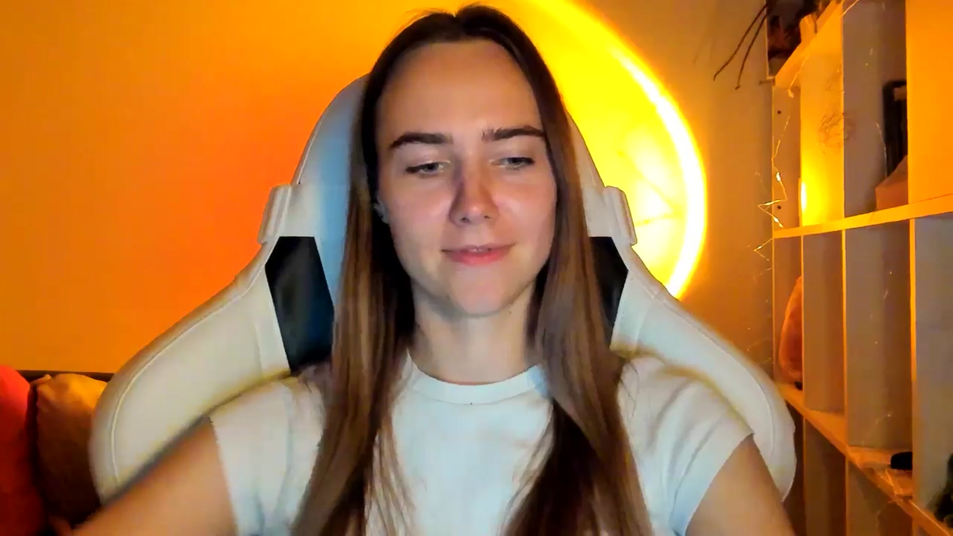 Gallery image thumbnail from OhAlisa's myfreecams stream on, 11/12/2025, 18:22 image 4 of 20