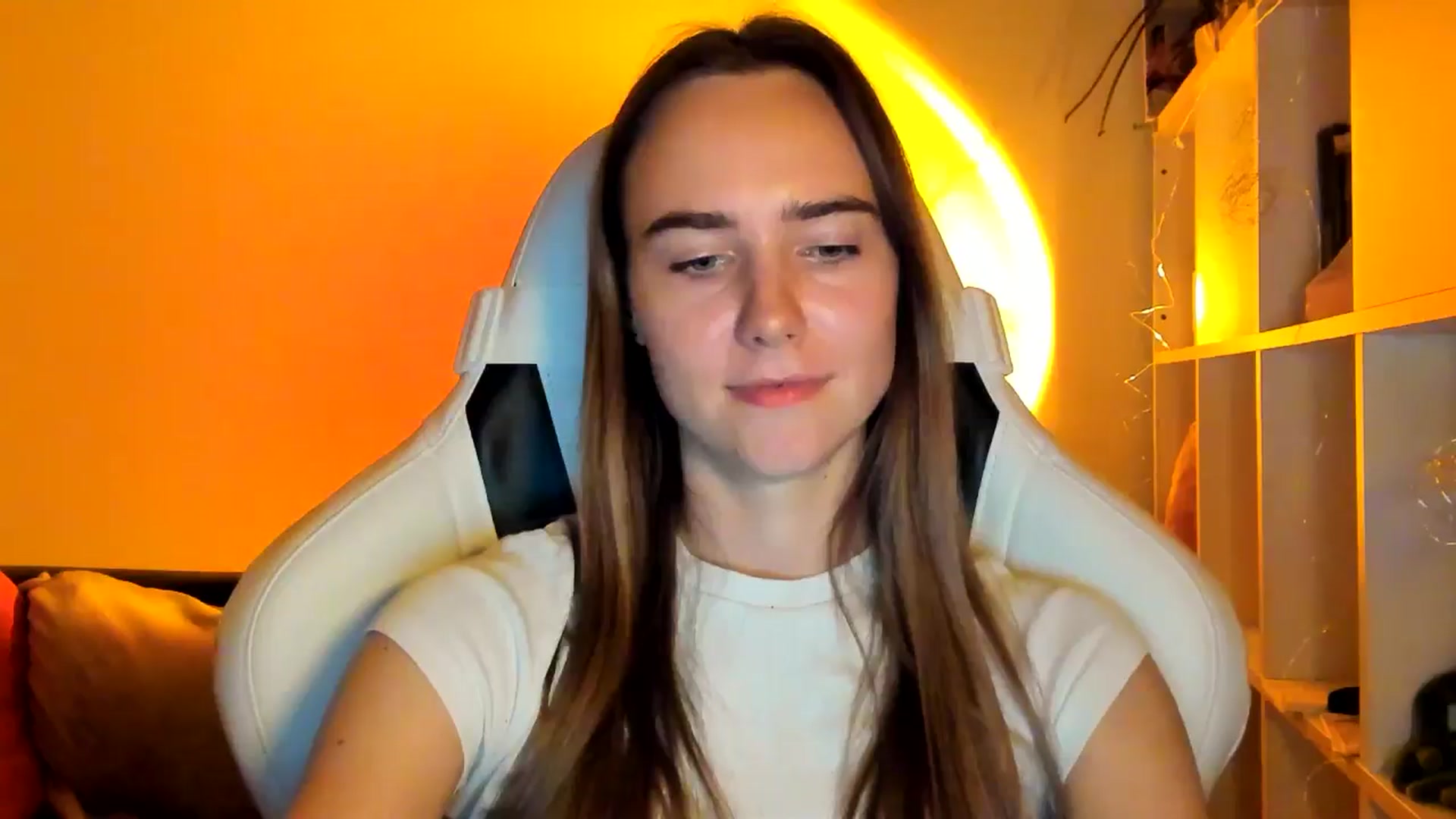 Gallery image thumbnail from OhAlisa's myfreecams stream on, 11/12/2025, 18:22 image 14 of 20