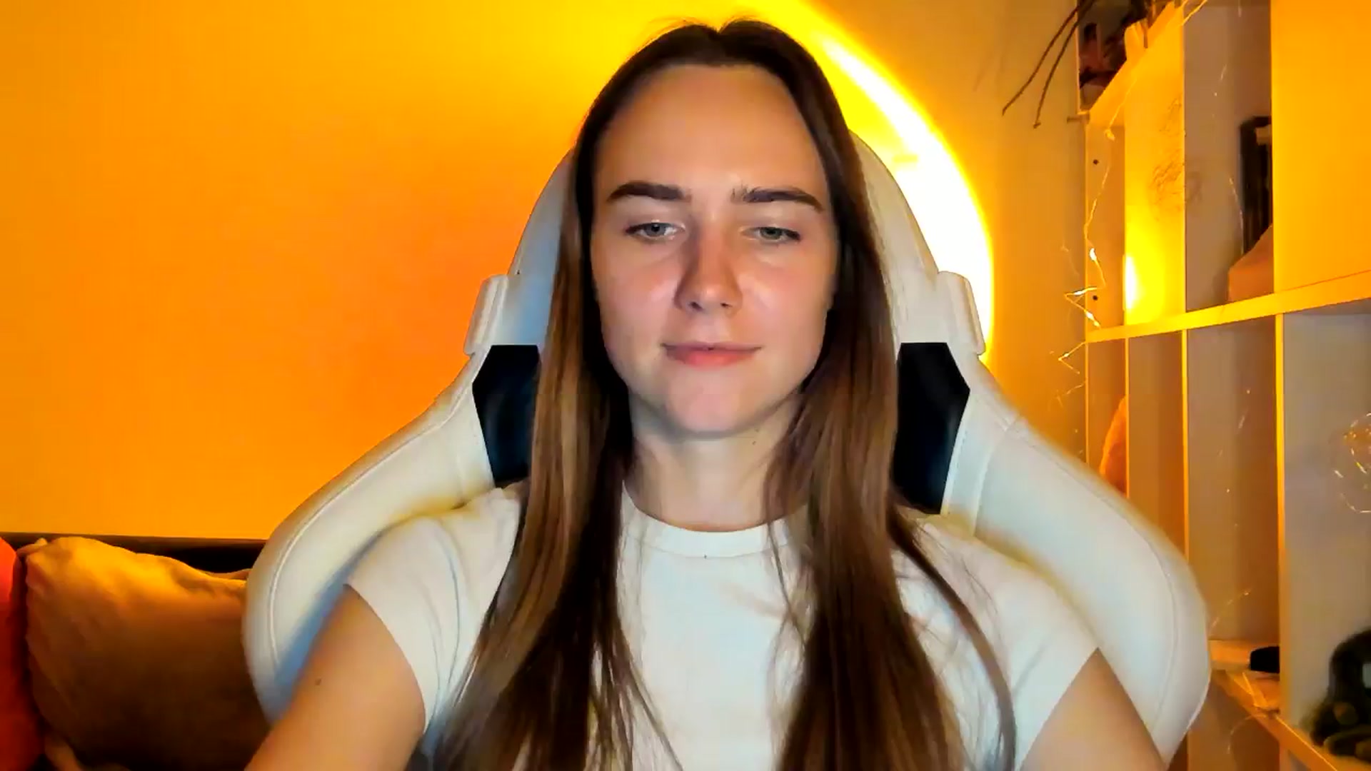 Gallery image thumbnail from OhAlisa's myfreecams stream on, 11/12/2025, 18:22 image 13 of 20