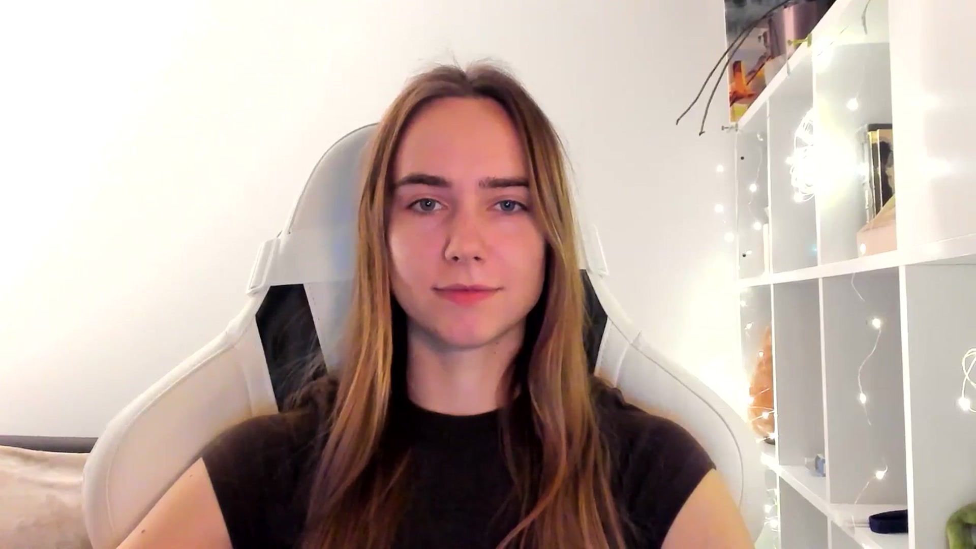 Gallery image thumbnail from OhAlisa's myfreecams stream on, 11/14/2025, 15:33 image 12 of 20