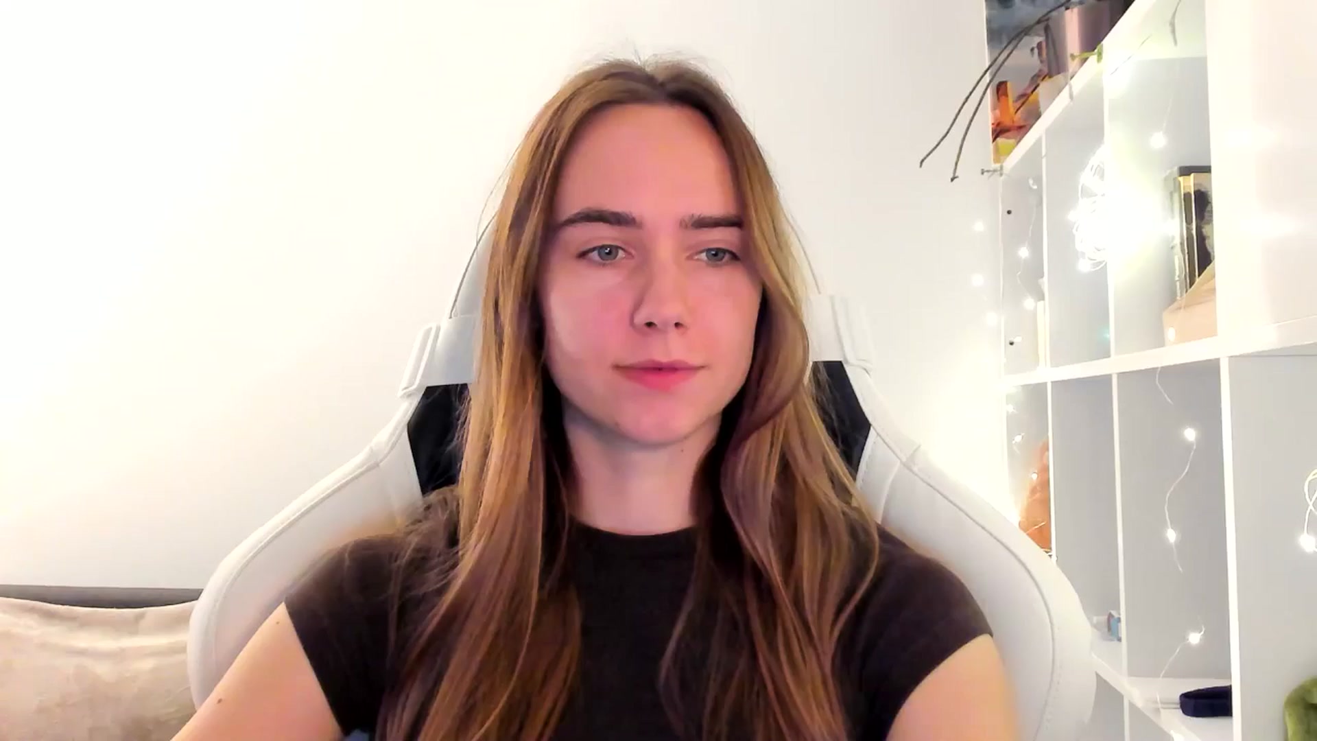 Gallery image thumbnail from OhAlisa's myfreecams stream on, 11/14/2025, 15:33 image 1 of 20