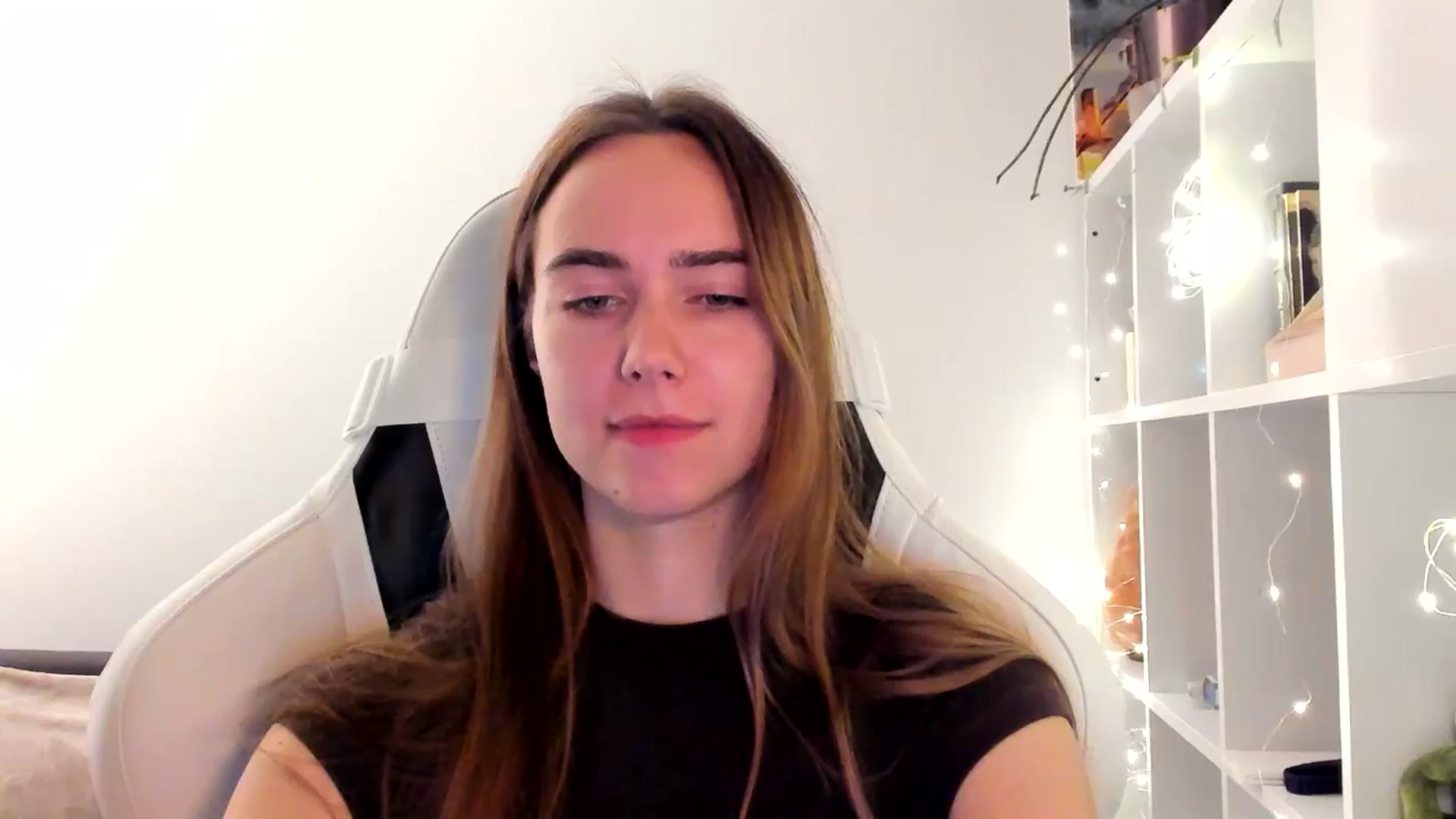 Gallery image thumbnail from OhAlisa's myfreecams stream on, 11/14/2025, 15:33 image 14 of 20
