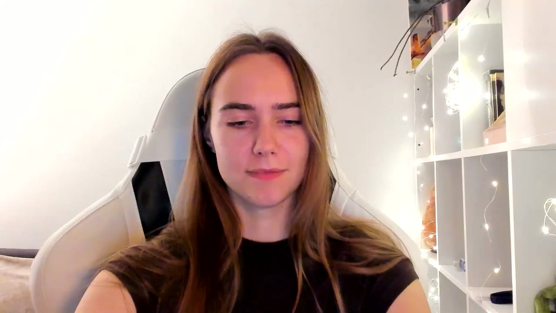 Gallery image thumbnail from OhAlisa's myfreecams stream on, 11/14/2025, 15:33 image 15 of 20