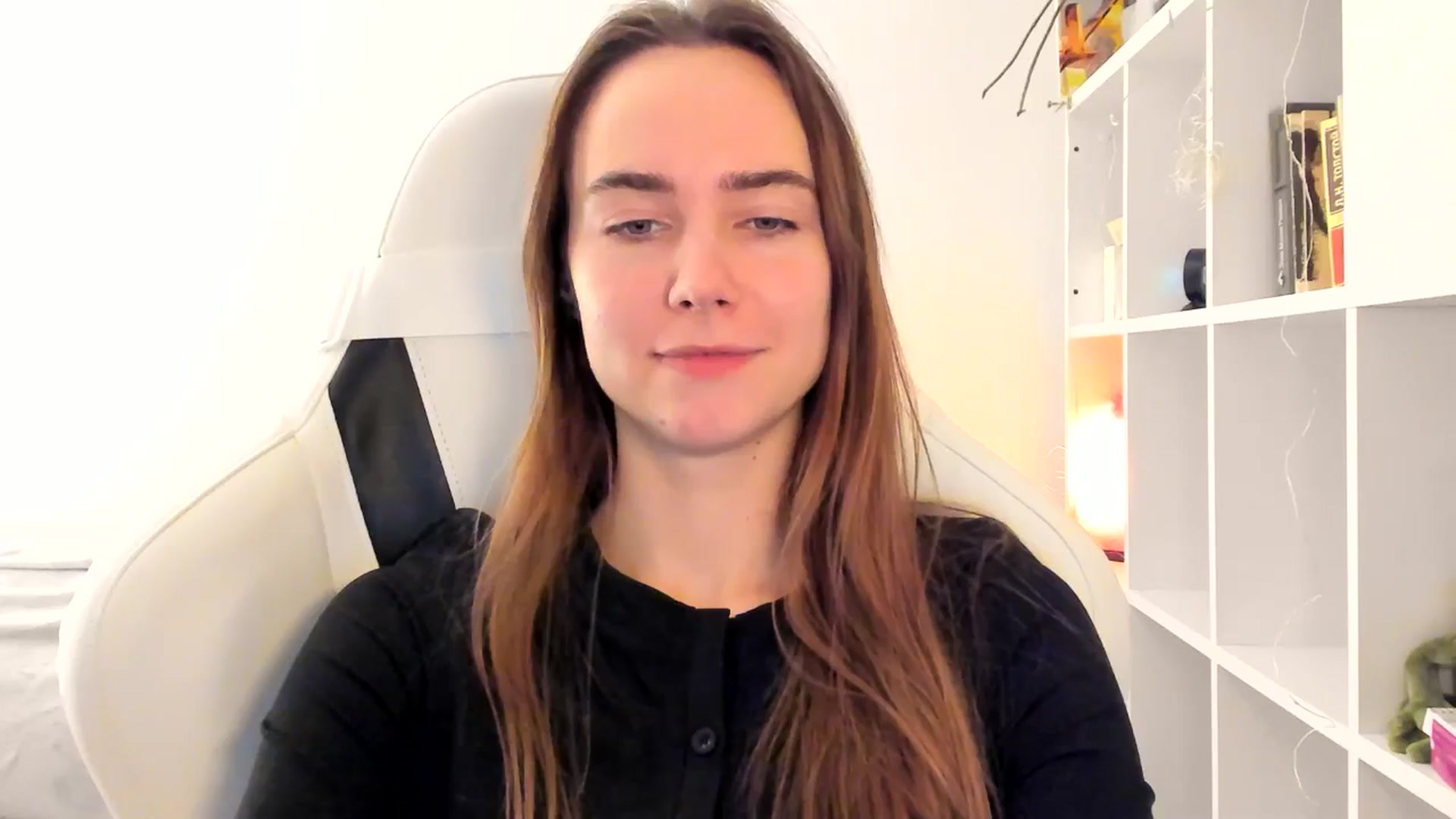 Gallery image thumbnail from OhAlisa's myfreecams stream on, 11/15/2025, 16:14 image 3 of 20