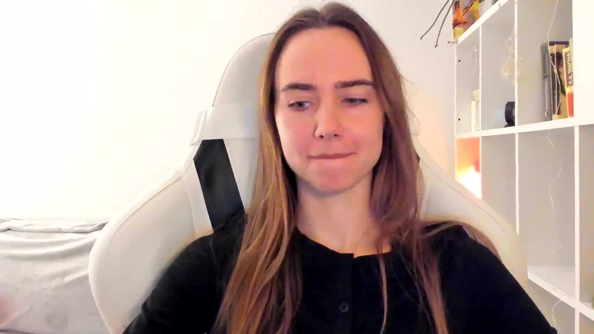 Gallery image thumbnail from OhAlisa's myfreecams stream on, 11/15/2025, 16:14 image 15 of 20