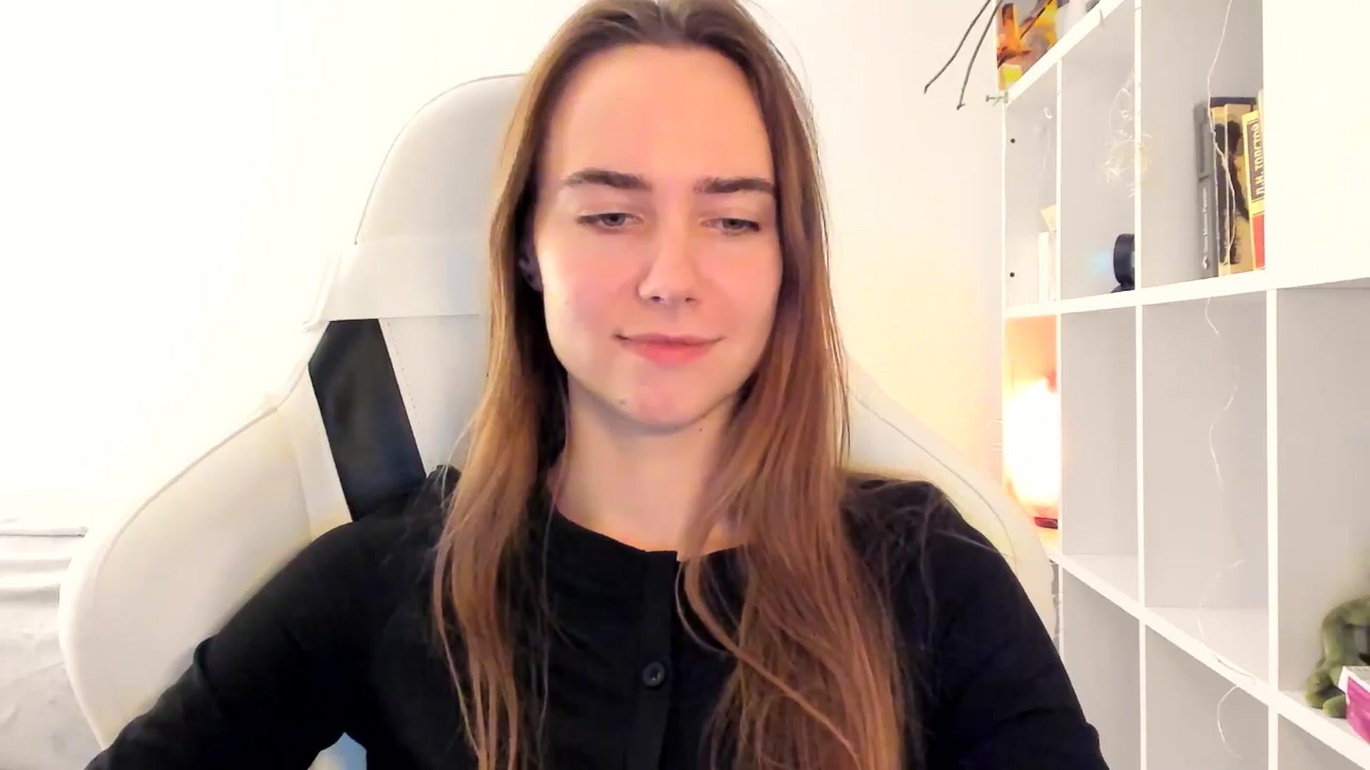 Gallery image thumbnail from OhAlisa's myfreecams stream on, 11/15/2025, 16:14 image 2 of 20