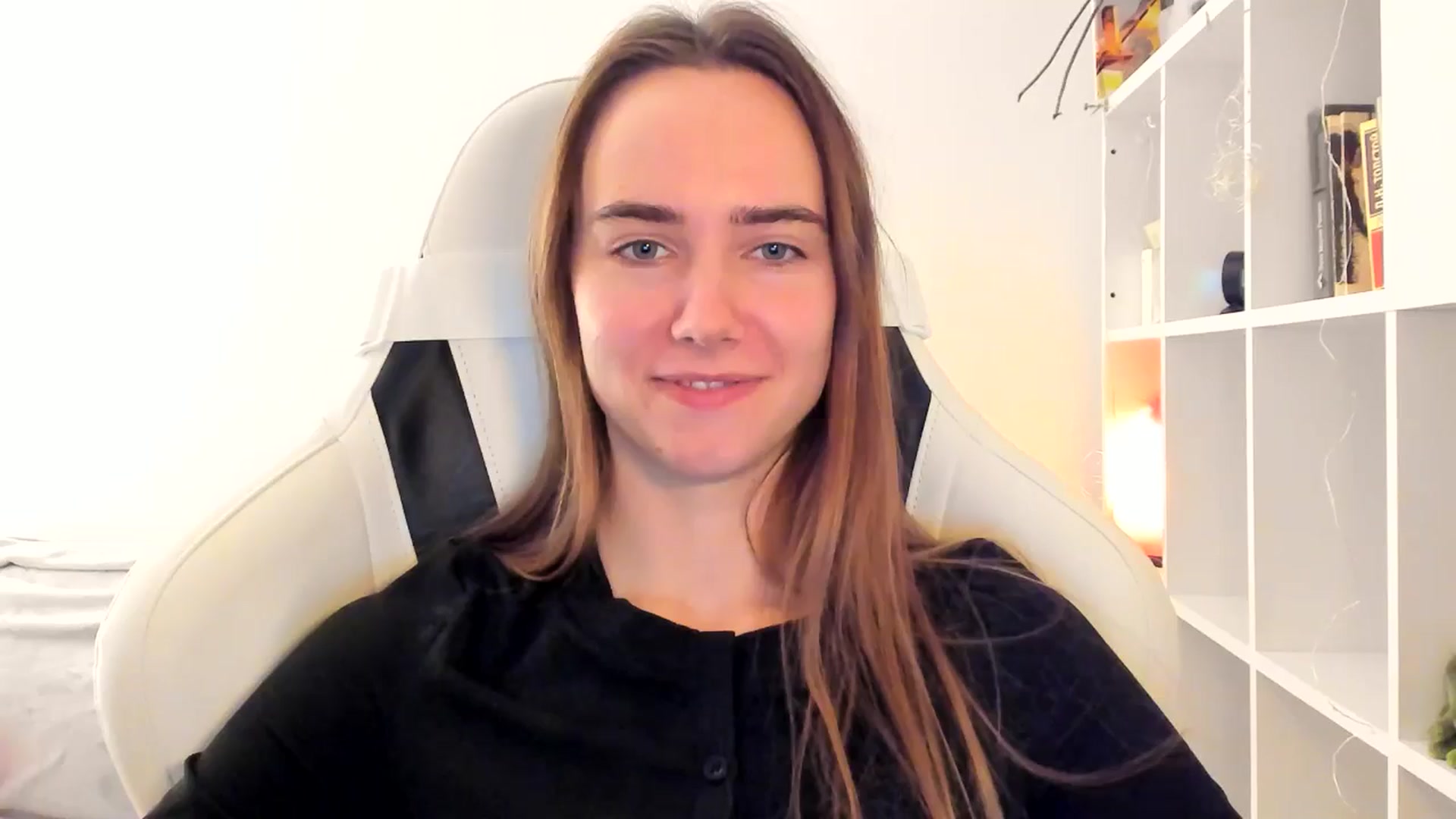 Gallery image thumbnail from OhAlisa's myfreecams stream on, 11/15/2025, 16:14 image 18 of 20