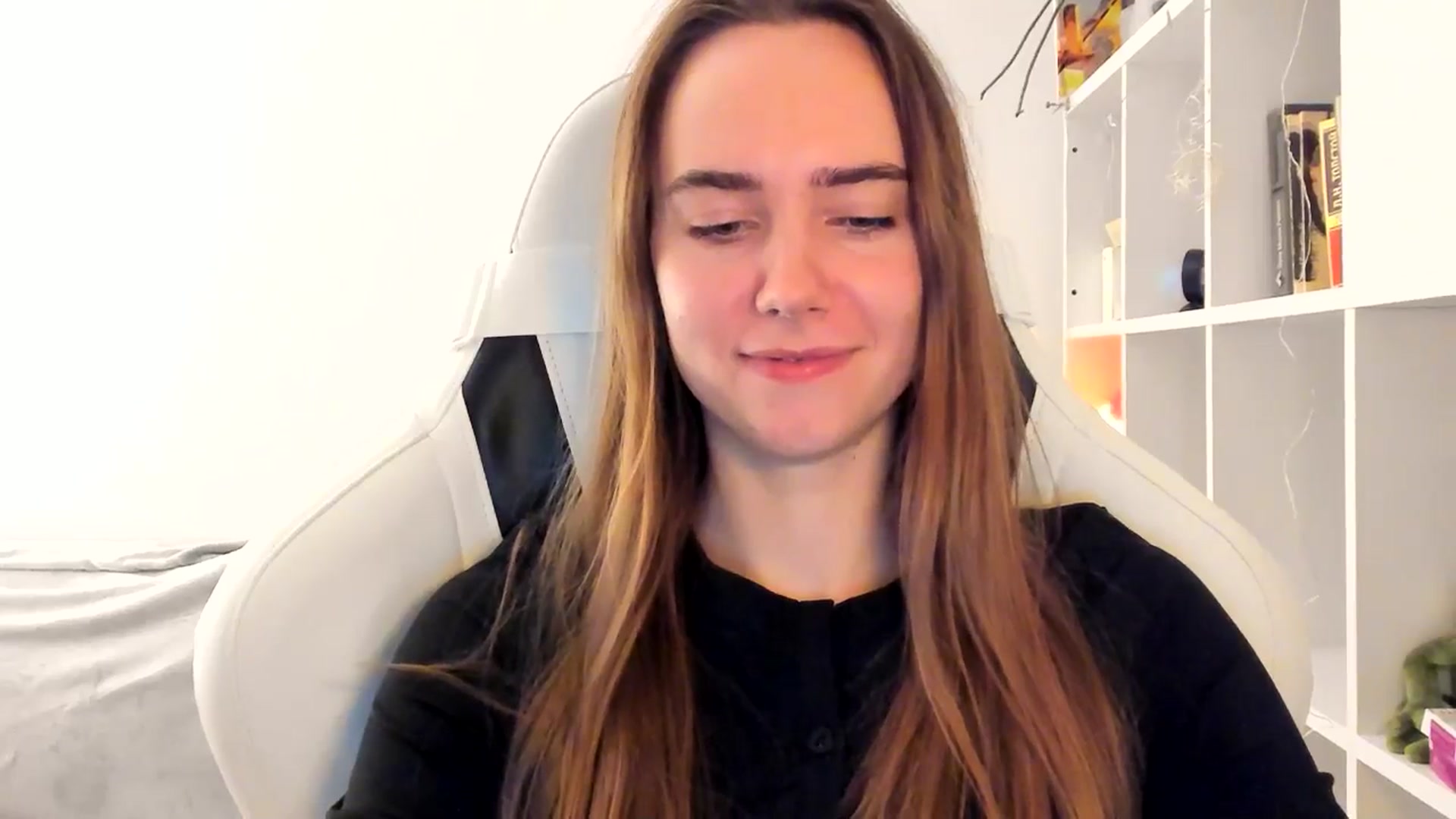 Gallery image thumbnail from OhAlisa's myfreecams stream on, 11/15/2025, 16:14 image 10 of 20