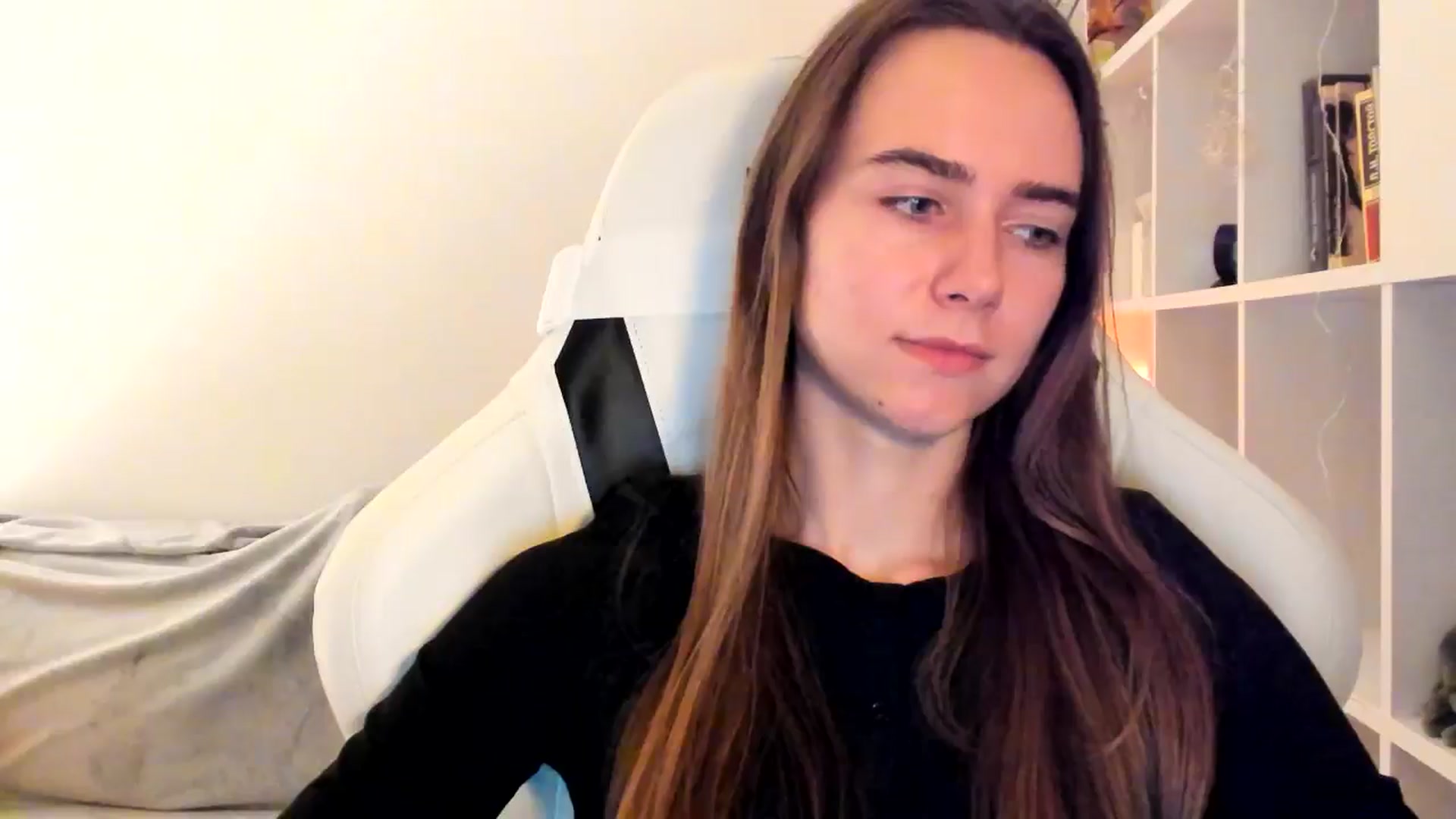 Gallery image thumbnail from OhAlisa's myfreecams stream on, 11/15/2025, 17:06 image 15 of 20