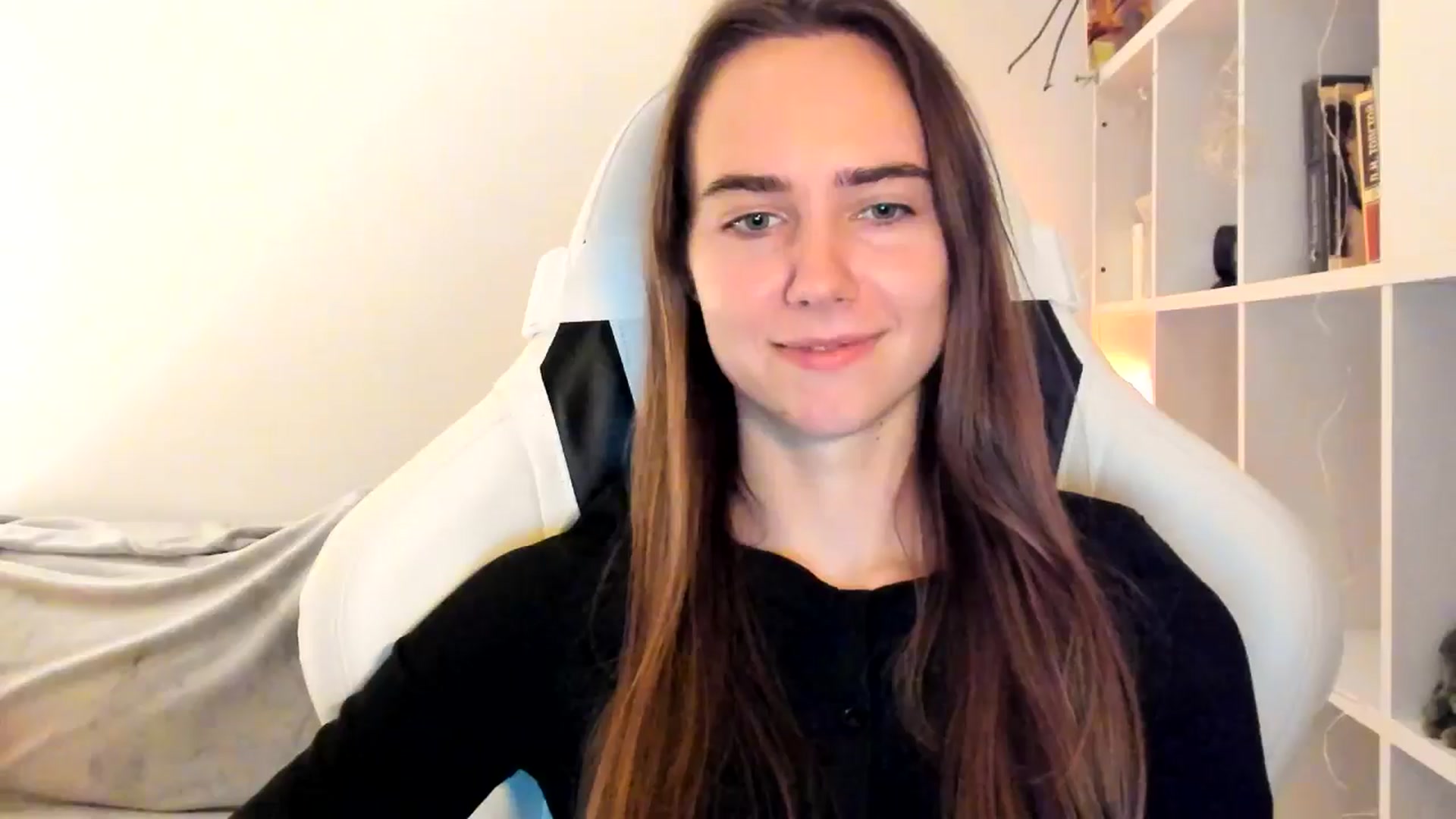 Gallery image thumbnail from OhAlisa's myfreecams stream on, 11/15/2025, 17:06 image 17 of 20