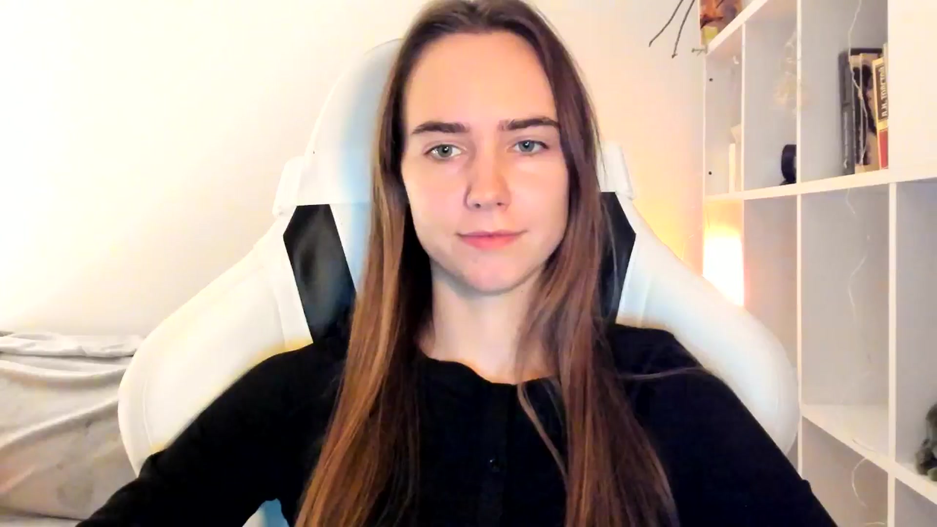 Gallery image thumbnail from OhAlisa's myfreecams stream on, 11/15/2025, 17:06 image 3 of 20