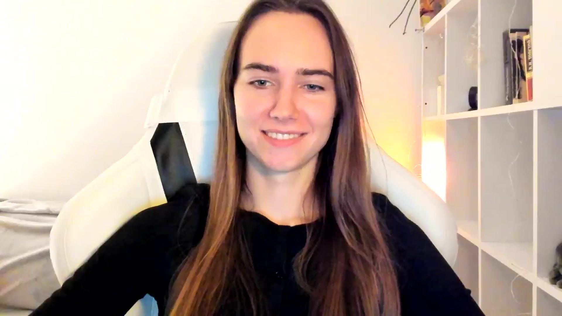 Gallery image thumbnail from OhAlisa's myfreecams stream on, 11/15/2025, 17:06 image 18 of 20