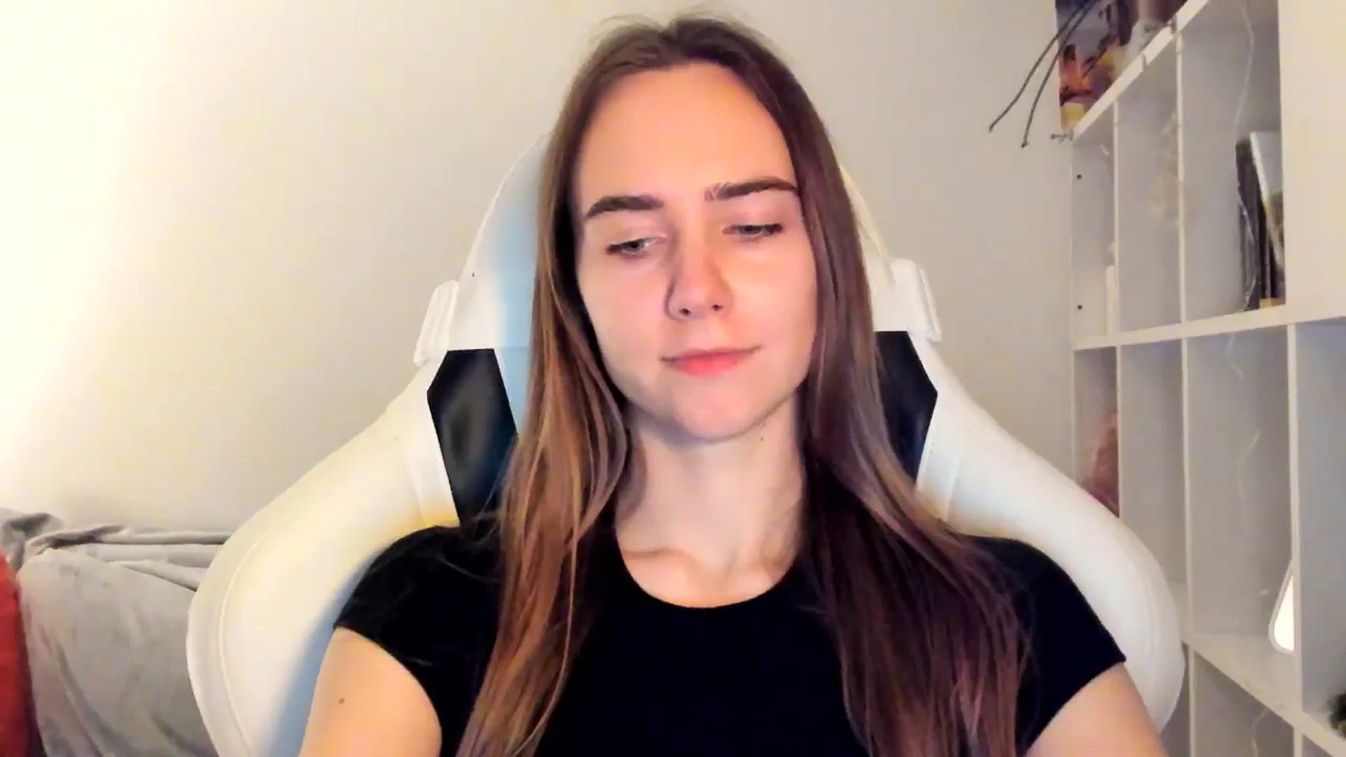 Gallery image thumbnail from OhAlisa's myfreecams stream on, 11/16/2025, 17:06 image 6 of 20