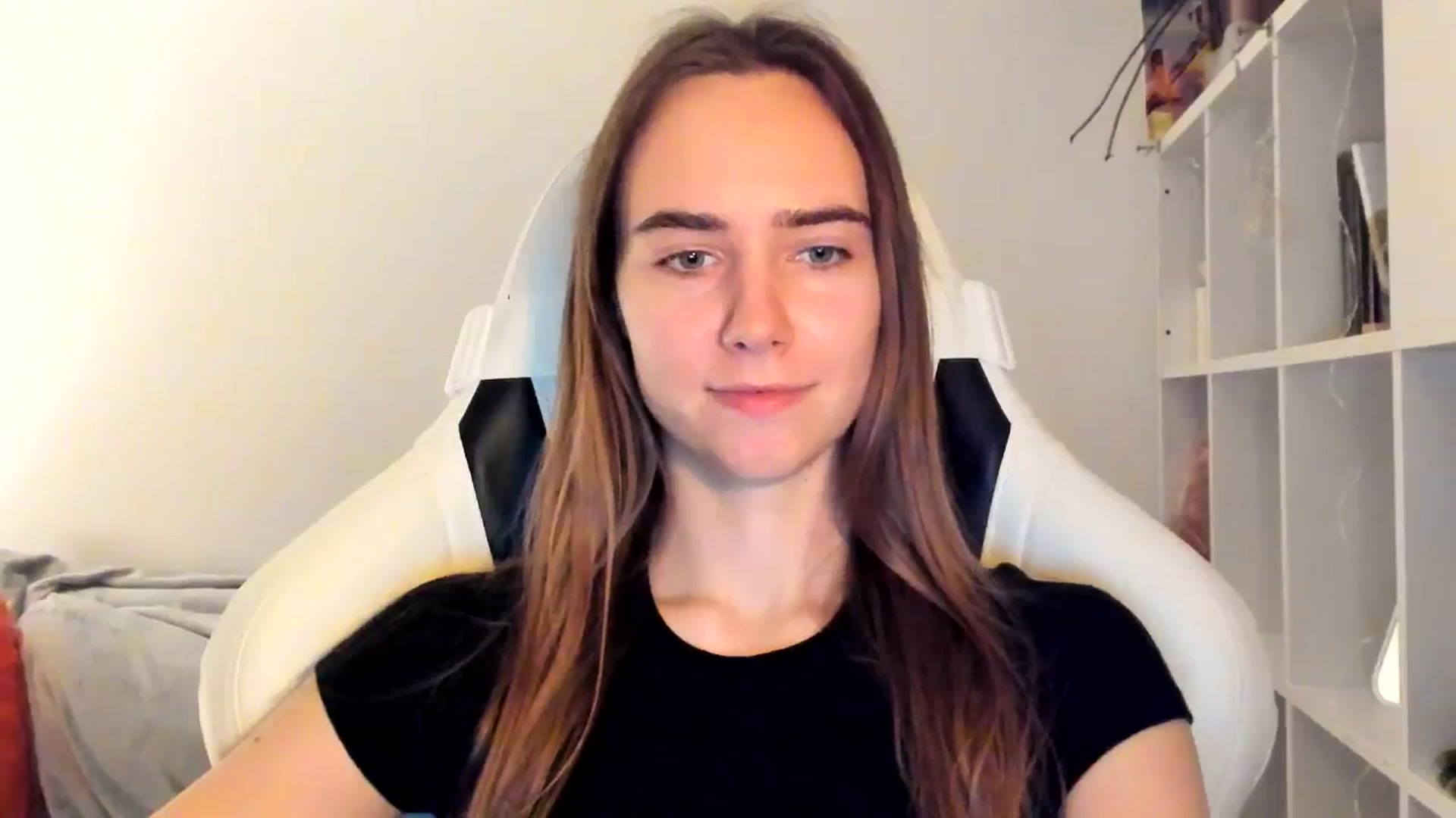 Gallery image thumbnail from OhAlisa's myfreecams stream on, 11/16/2025, 17:06 image 4 of 20