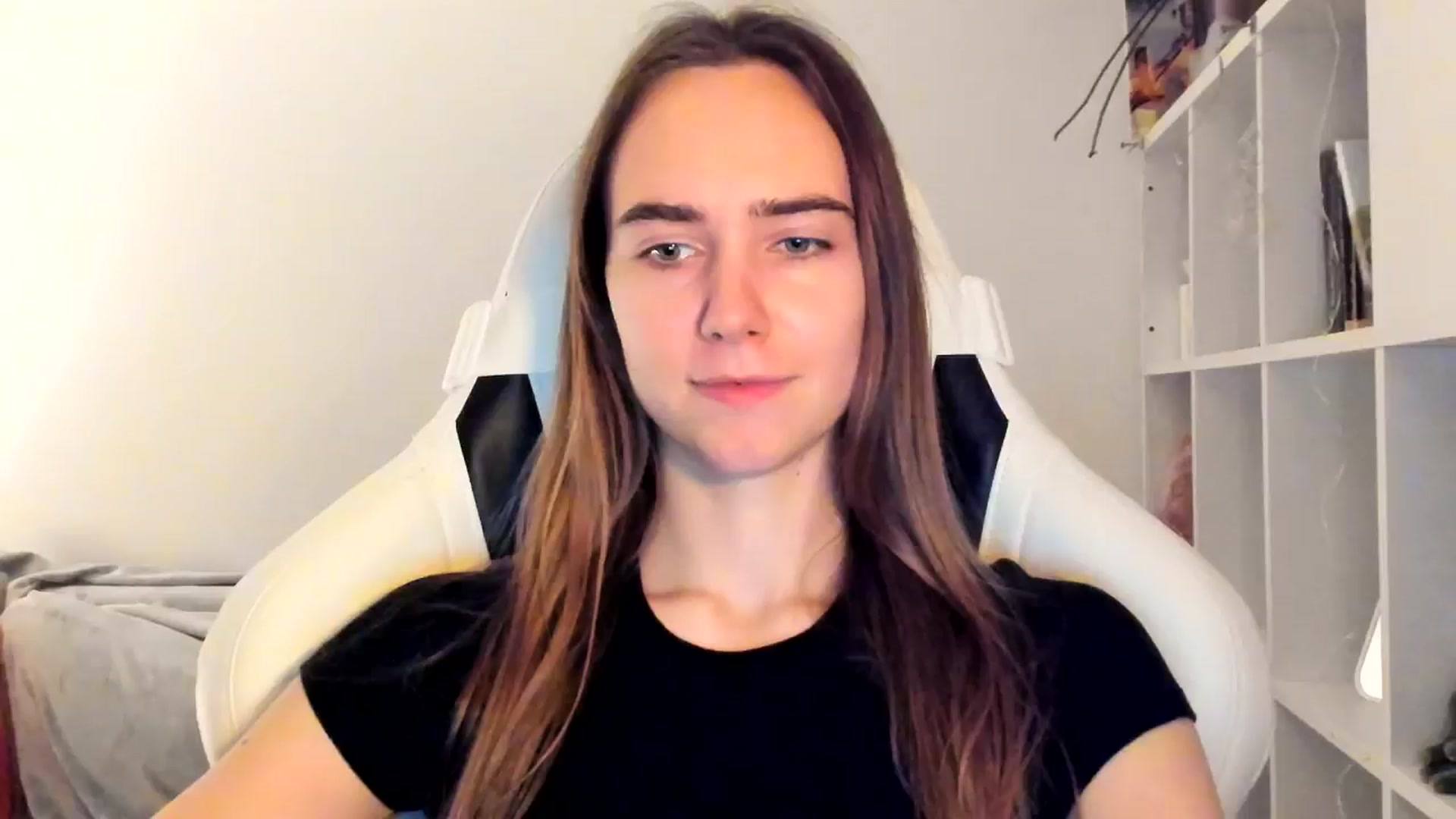 Gallery image thumbnail from OhAlisa's myfreecams stream on, 11/16/2025, 17:06 image 2 of 20
