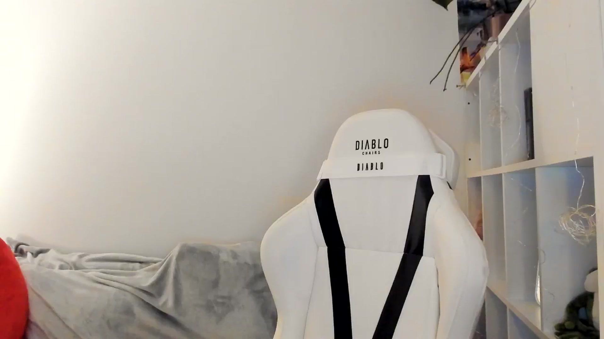 Gallery image thumbnail from OhAlisa's myfreecams stream on, 11/17/2025, 19:37 image 8 of 20