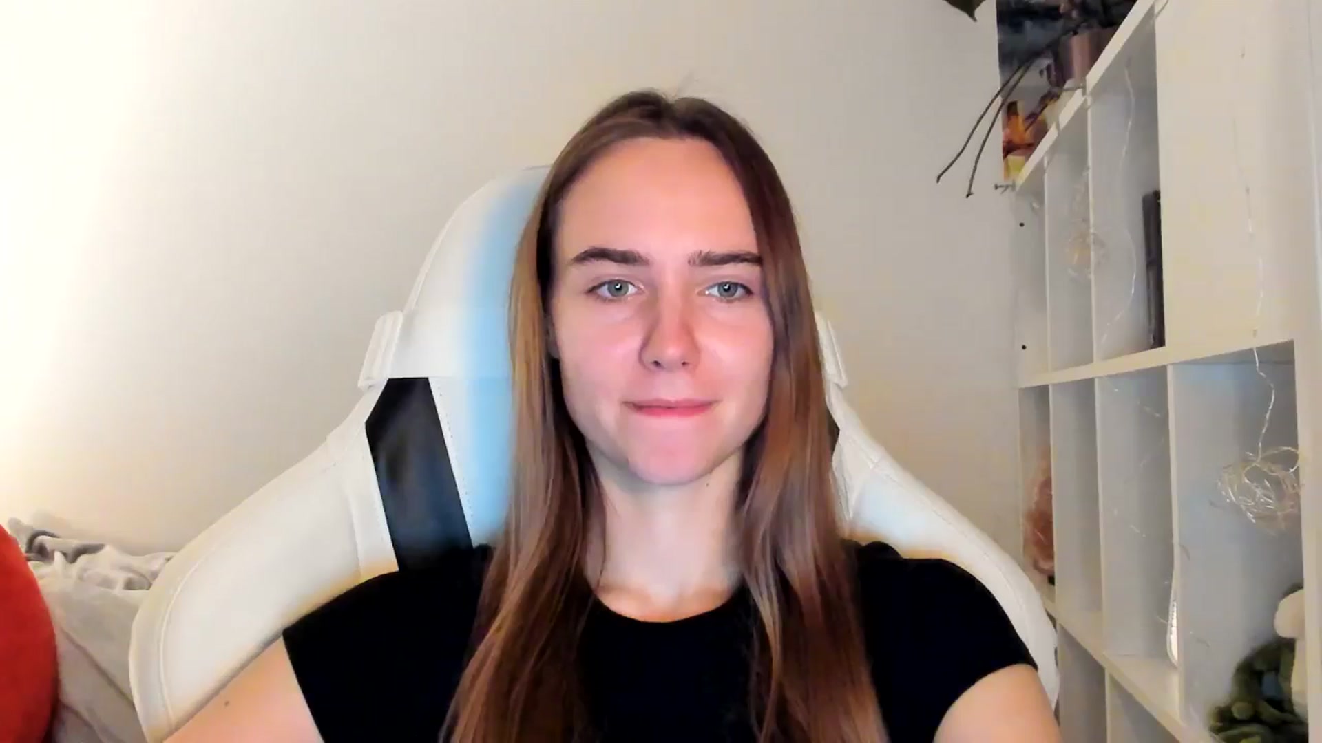 Gallery image thumbnail from OhAlisa's myfreecams stream on, 11/17/2025, 19:37 image 12 of 20