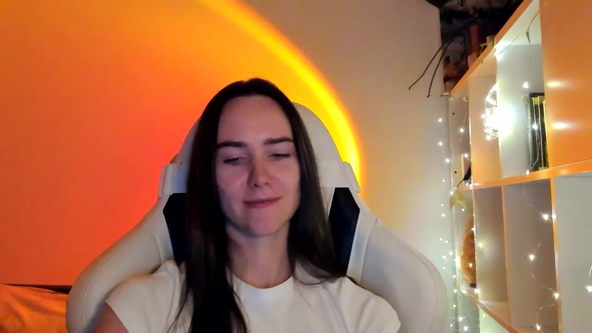 Gallery image thumbnail from OhAlisa's myfreecams stream on, 11/25/2025, 16:21 image 2 of 20