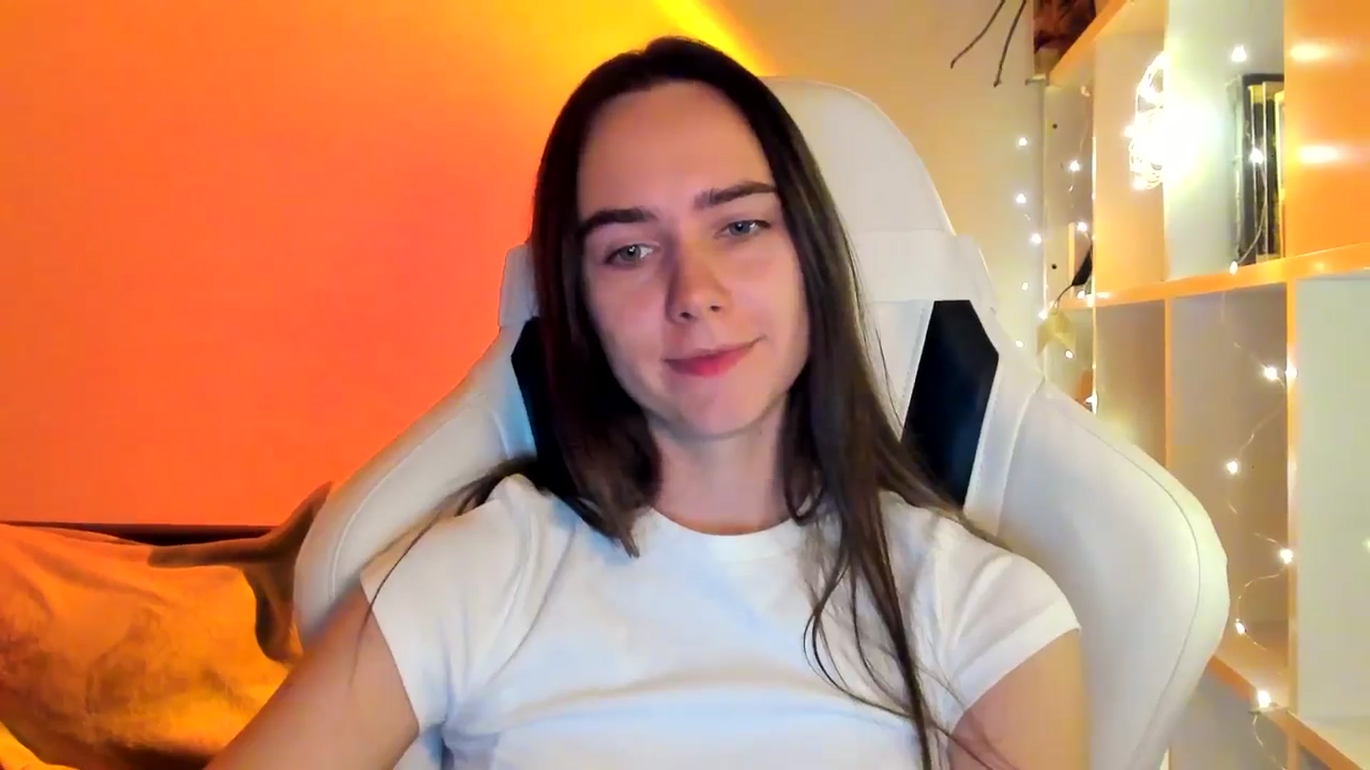 Gallery image thumbnail from OhAlisa's myfreecams stream on, 11/25/2025, 16:21 image 14 of 20