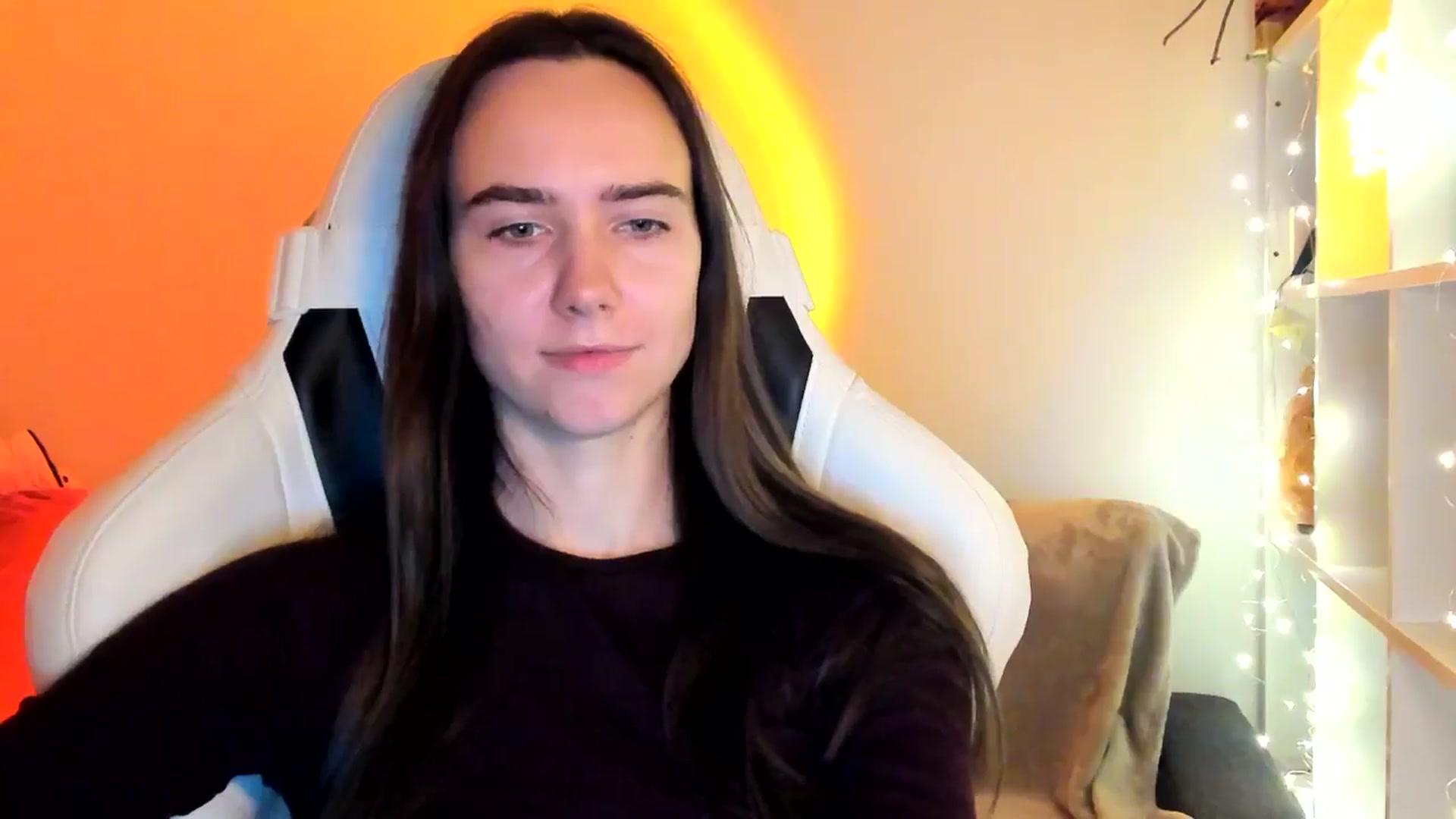 Gallery image thumbnail from OhAlisa's myfreecams stream on, 11/26/2025, 17:56 image 15 of 20