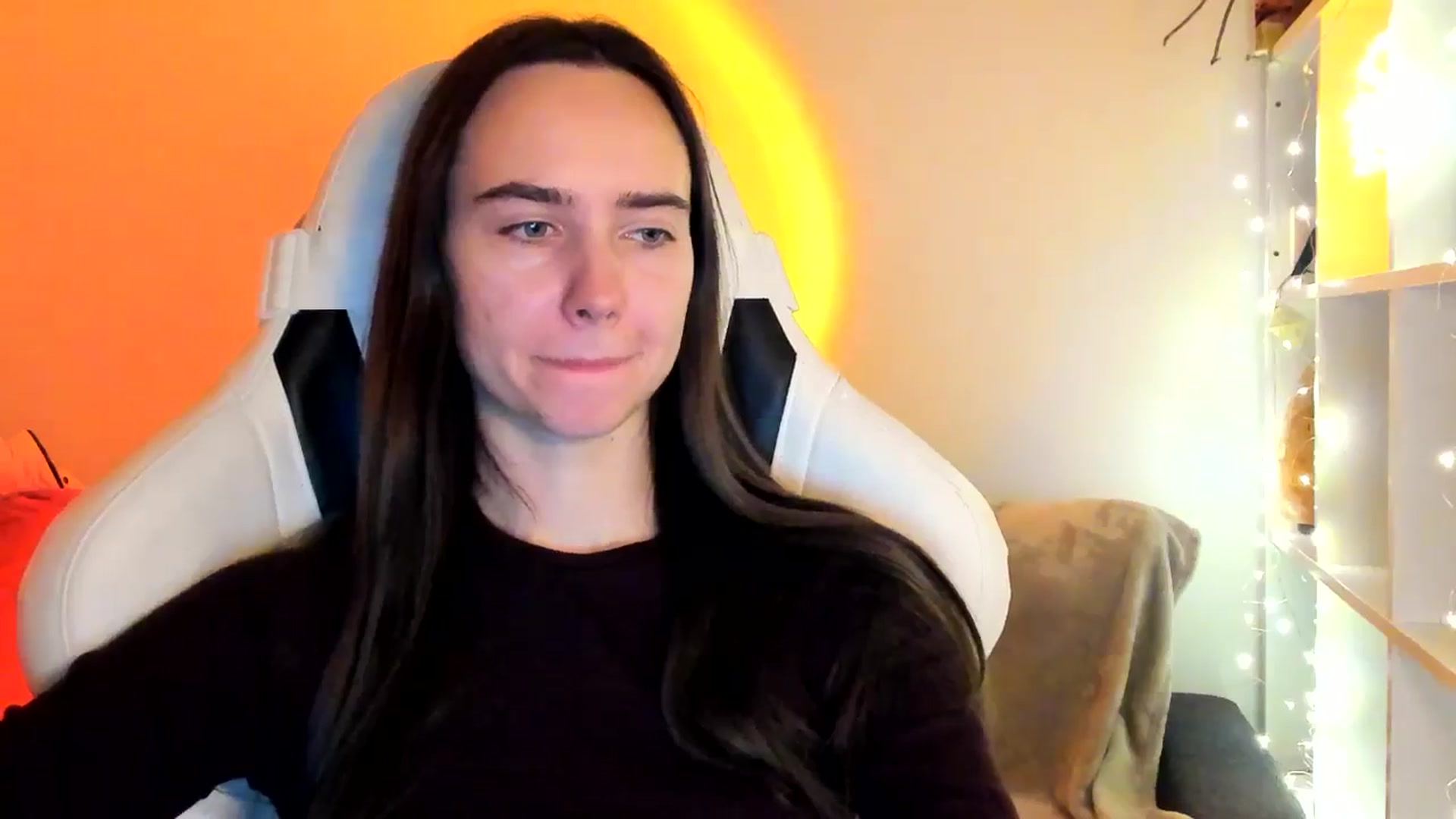 Gallery image thumbnail from OhAlisa's myfreecams stream on, 11/26/2025, 17:56 image 14 of 20
