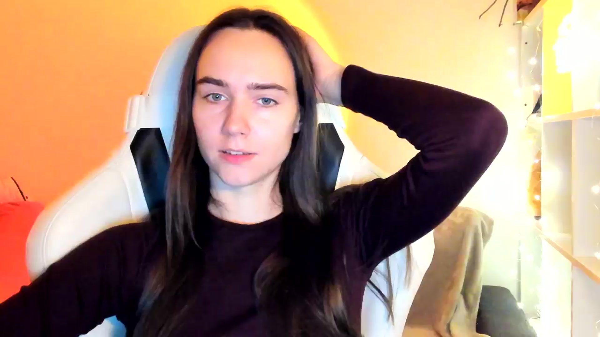 Gallery image thumbnail from OhAlisa's myfreecams stream on, 11/26/2025, 17:56 image 18 of 20