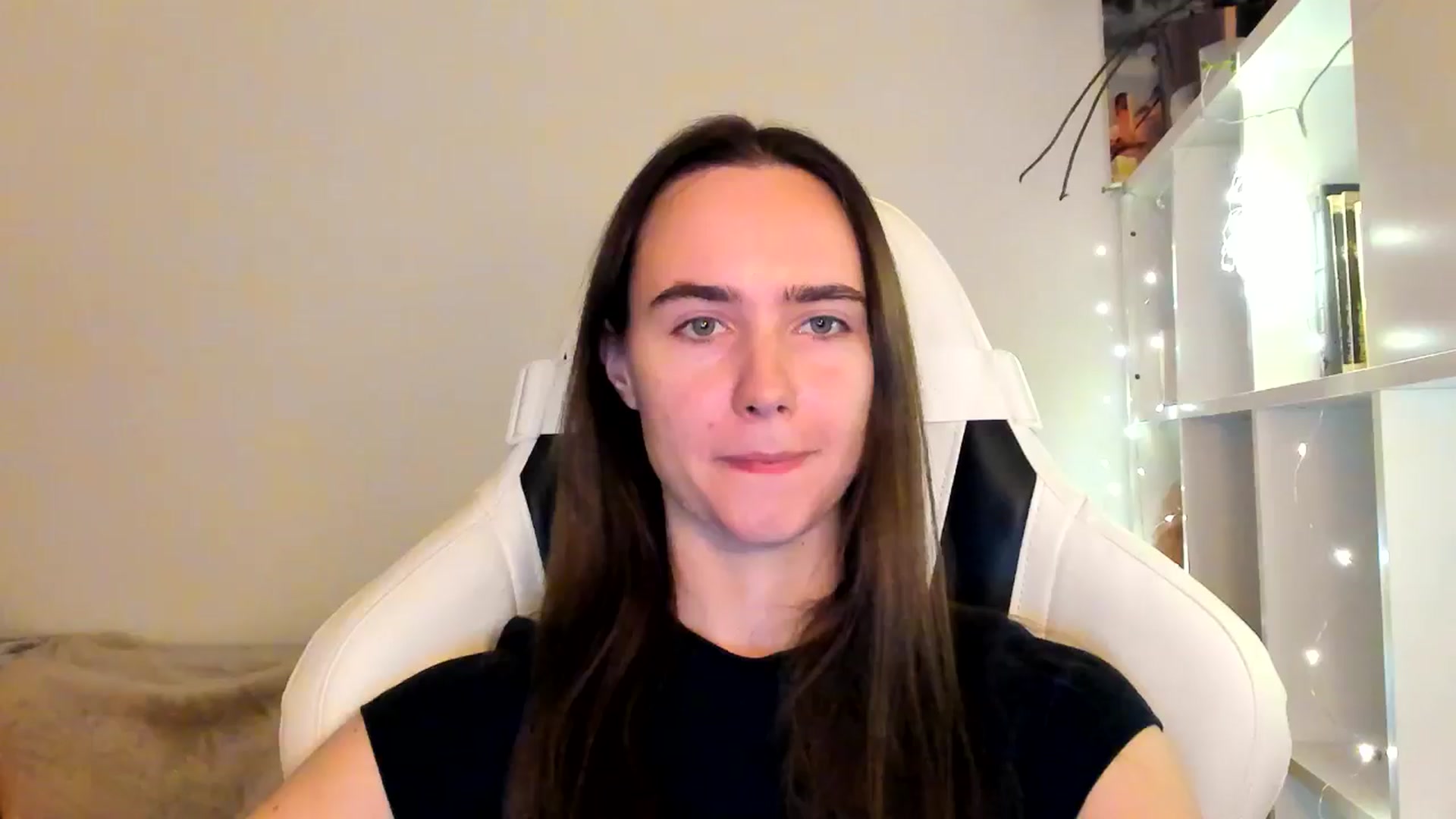Gallery image thumbnail from OhAlisa's myfreecams stream on, 12/02/2025, 19:51 image 5 of 20