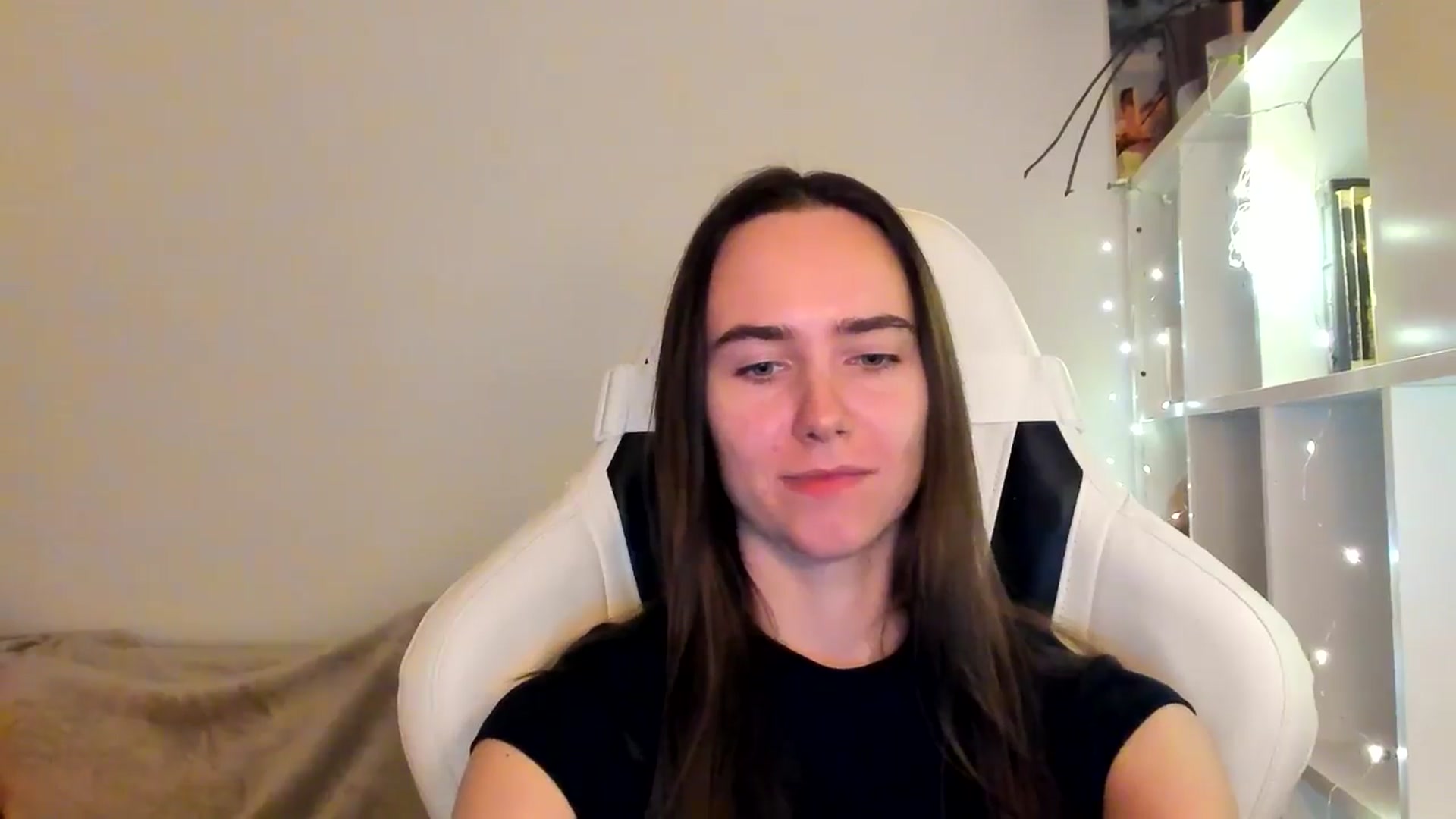 Gallery image thumbnail from OhAlisa's myfreecams stream on, 12/02/2025, 19:51 image 18 of 20