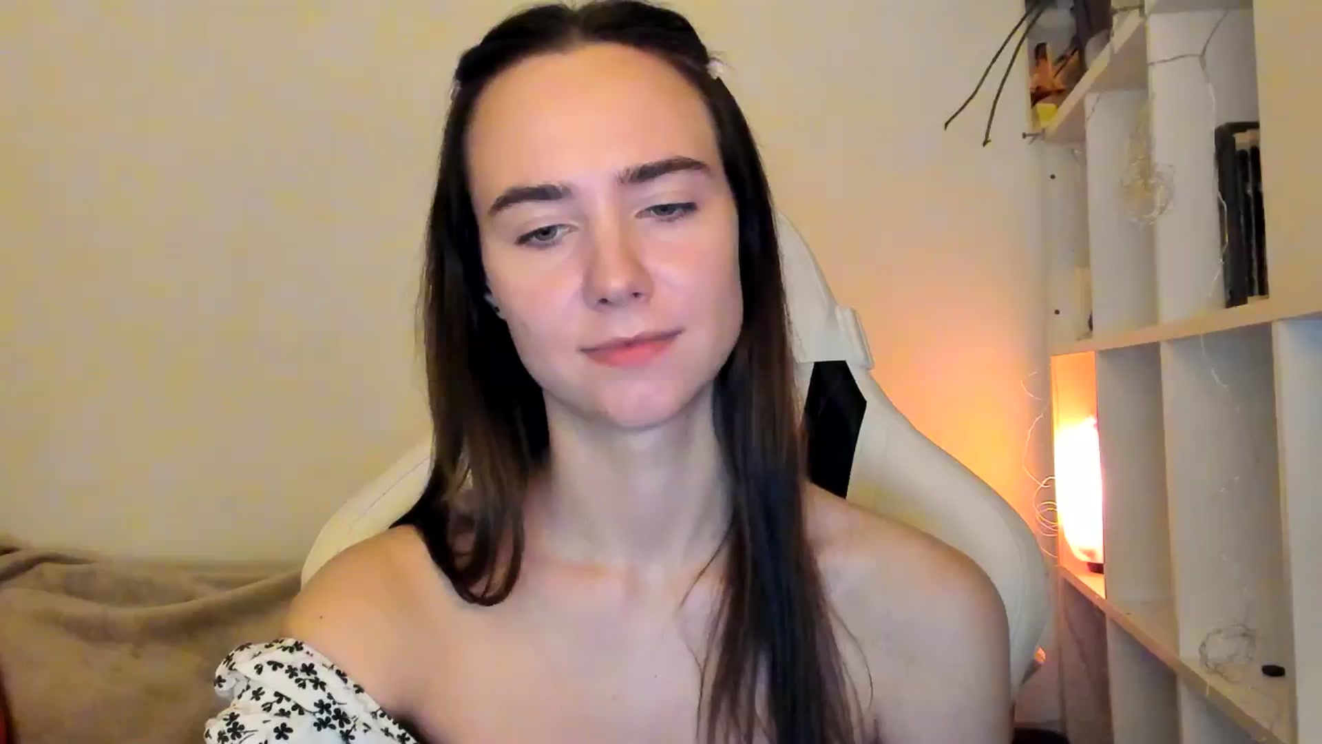 Gallery image thumbnail from OhAlisa's myfreecams stream on, 12/04/2025, 16:07 image 17 of 20