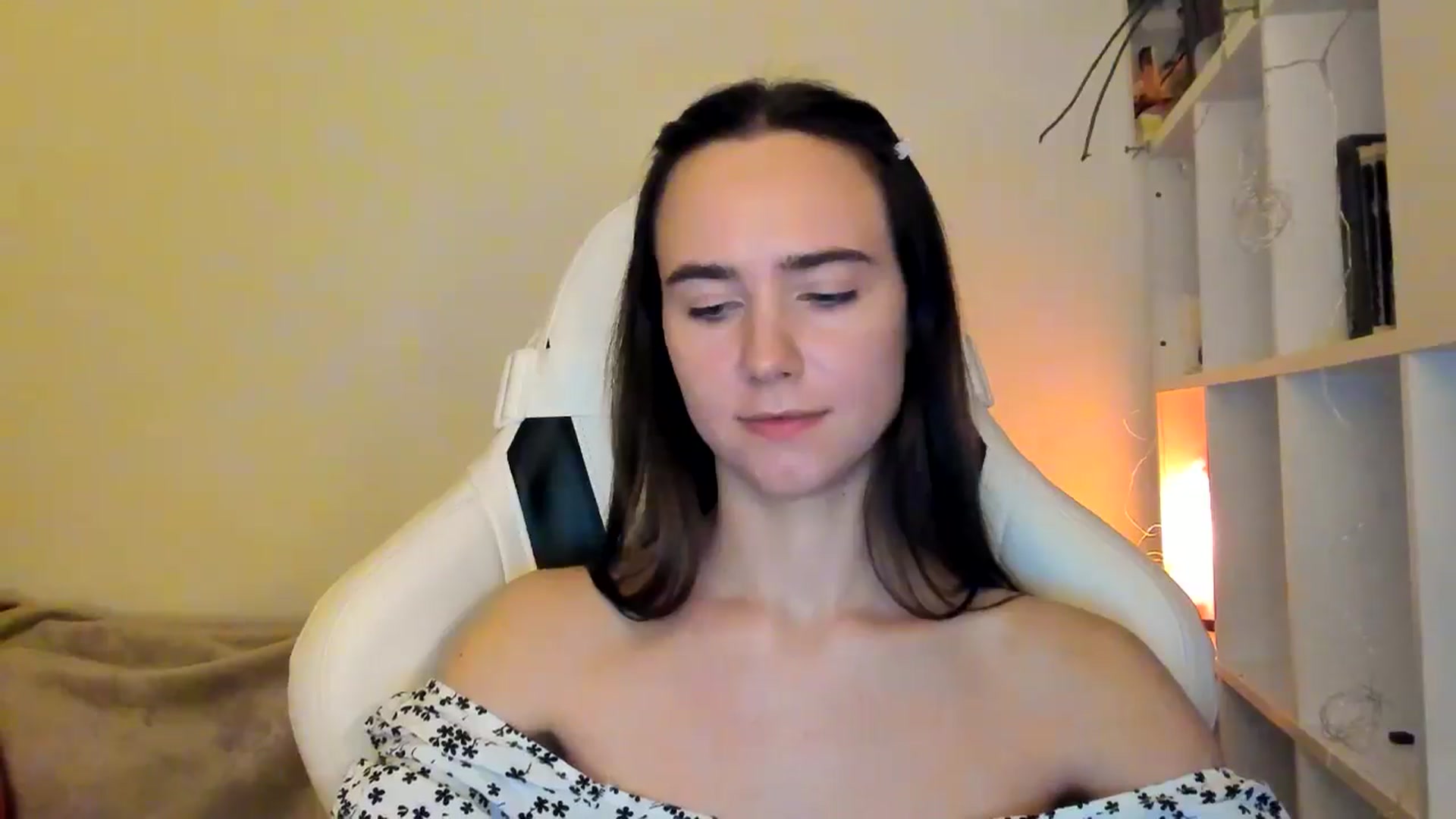 Gallery image thumbnail from OhAlisa's myfreecams stream on, 12/04/2025, 16:07 image 9 of 20